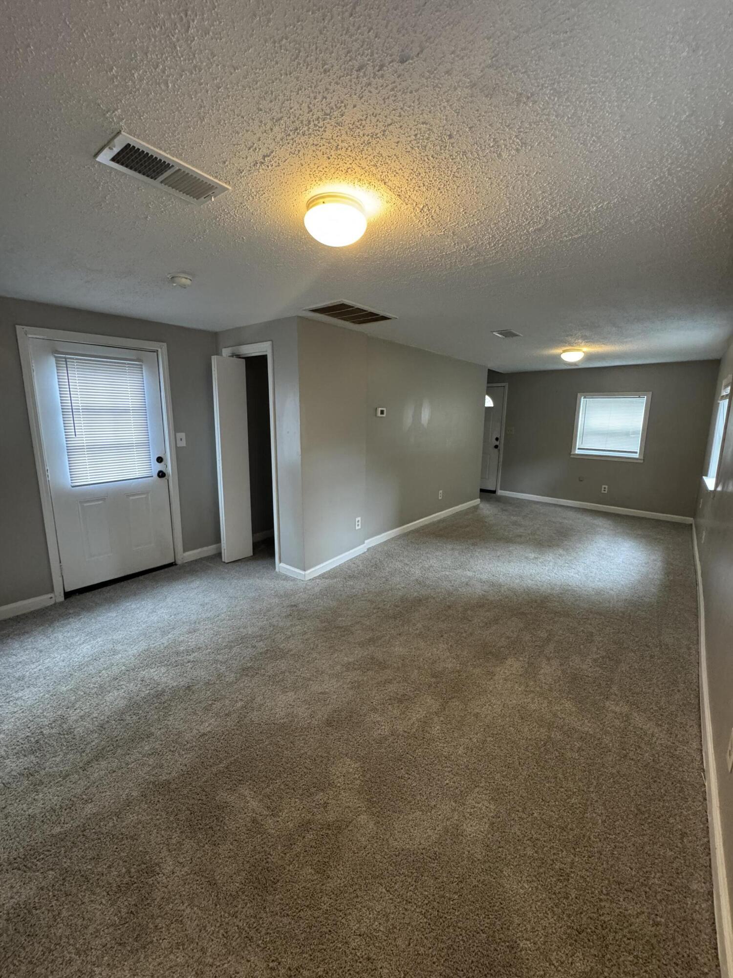 605 Harry Street Property Photo 5