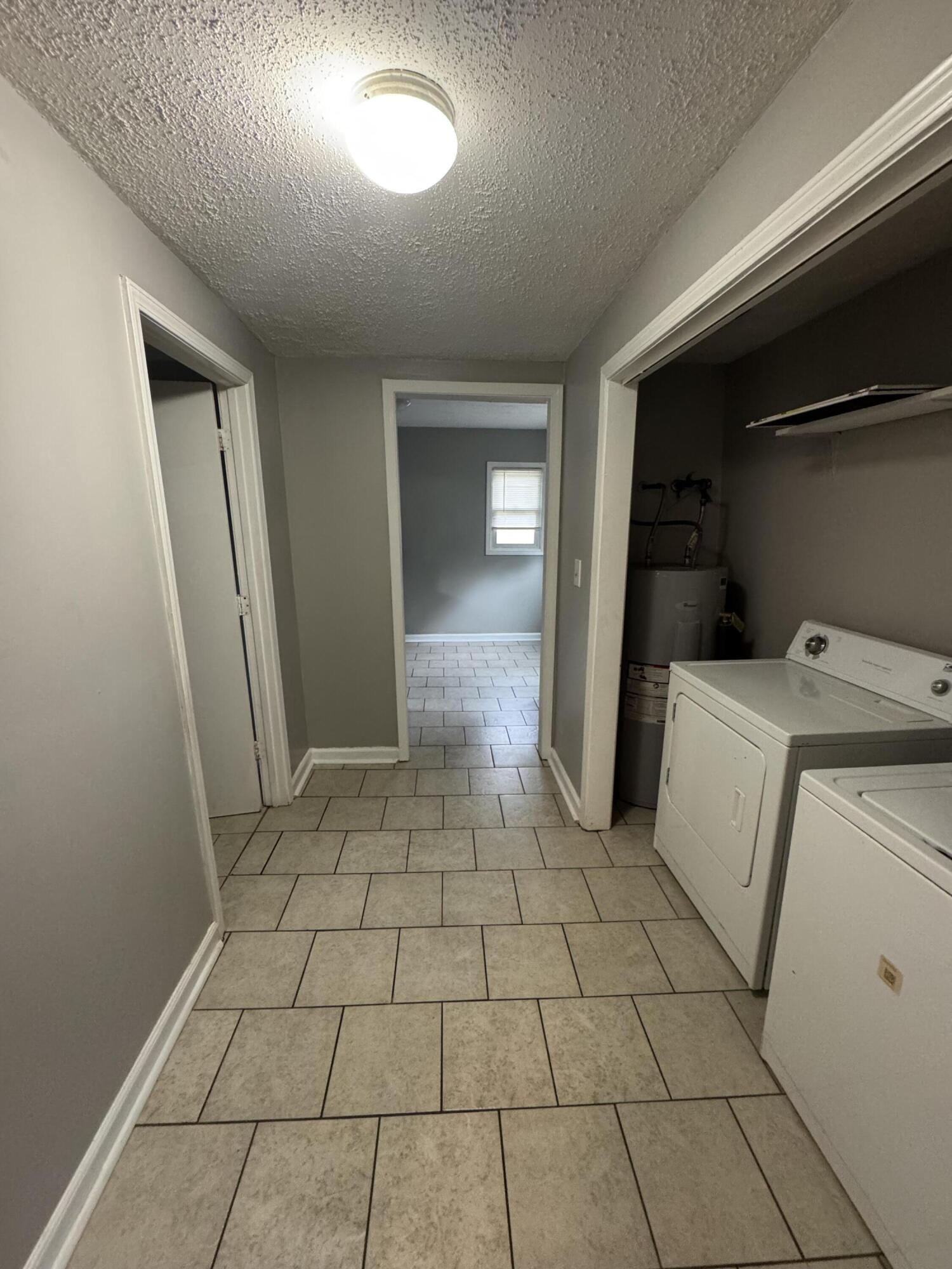 605 Harry Street Property Photo 6