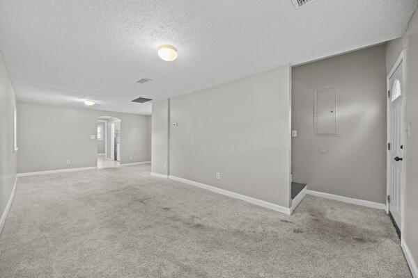 605 Harry Street Property Photo 11