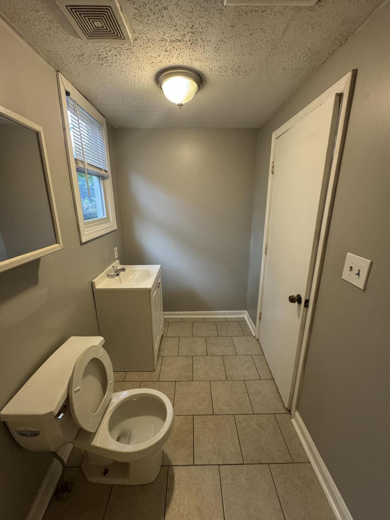 605 Harry Street Property Photo 15