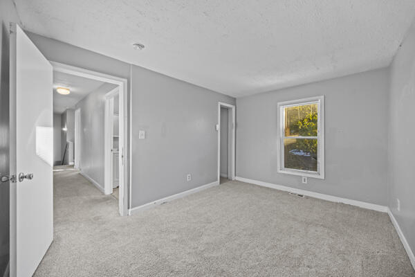 605 Harry Street Property Photo 20