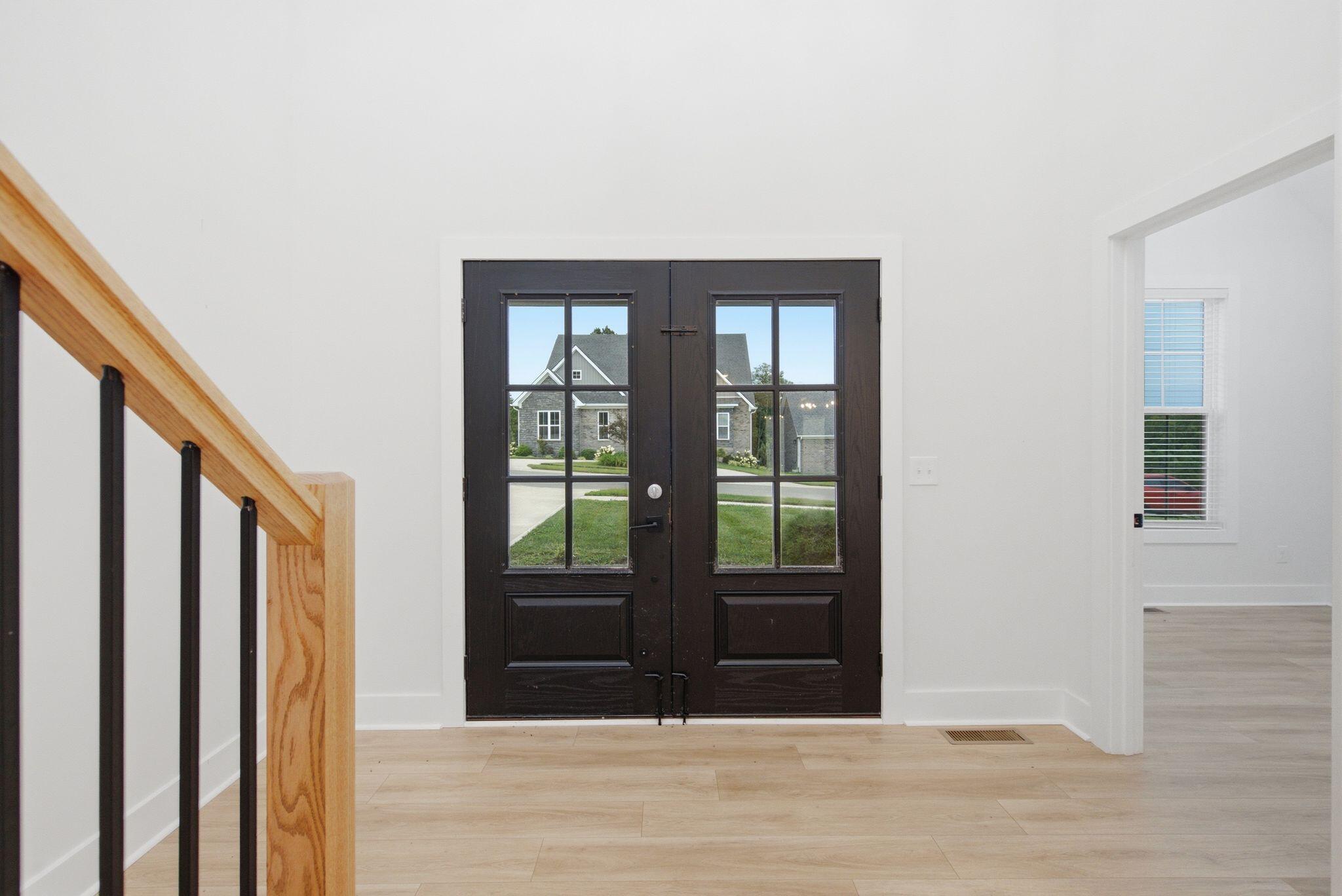 276 Tahoe Way Property Photo 5