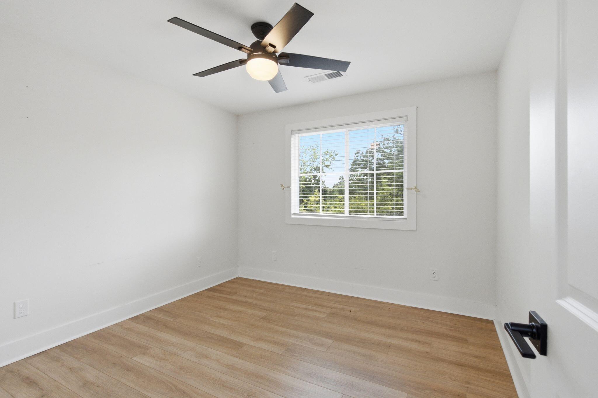 276 Tahoe Way Property Photo 38