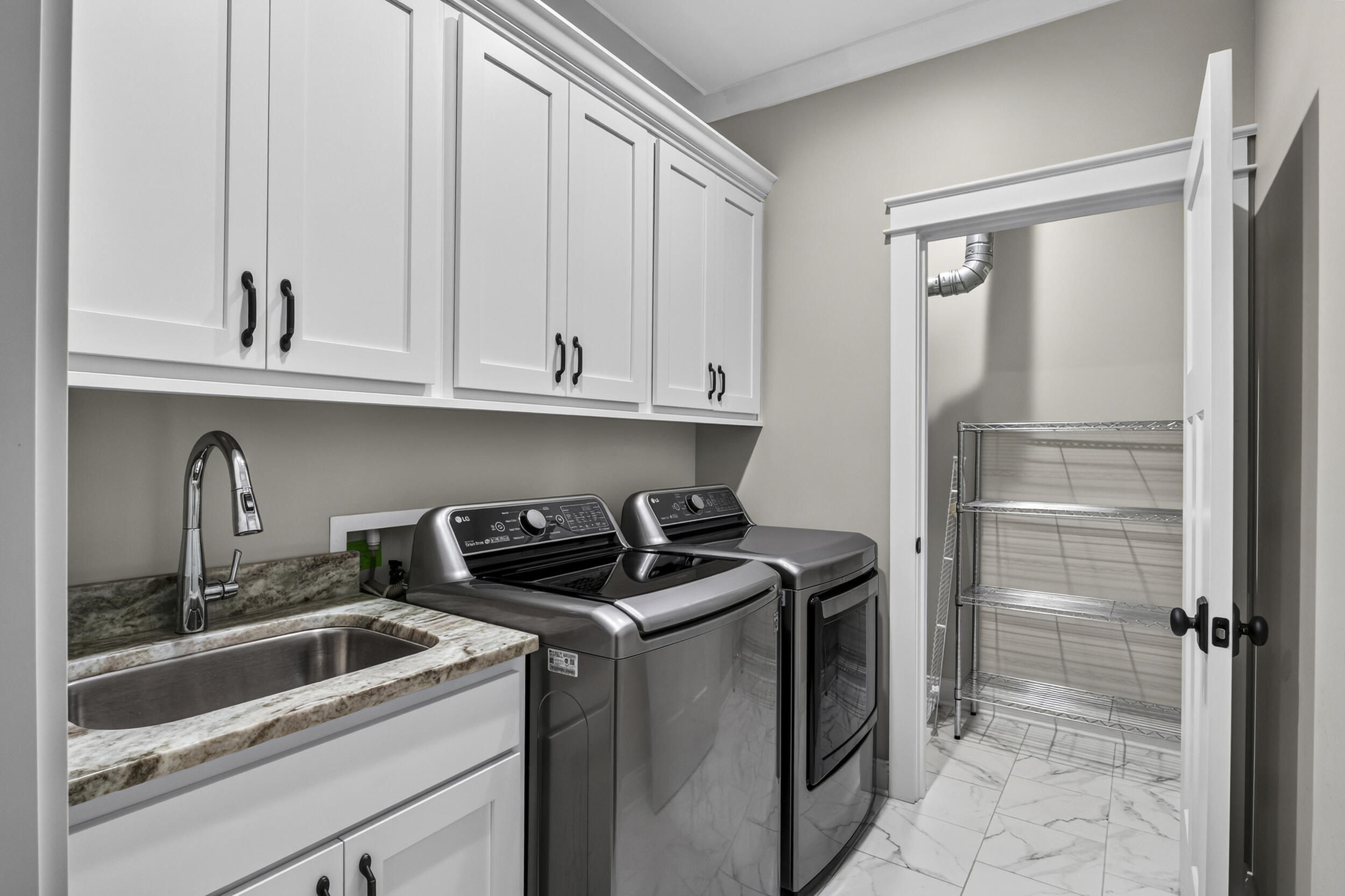 141 Academy Drive Property Photo 32