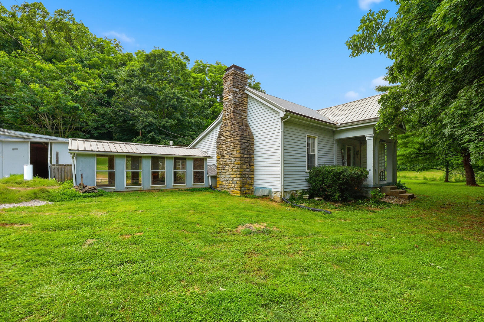 1920 Glensboro Road Property Photo 37