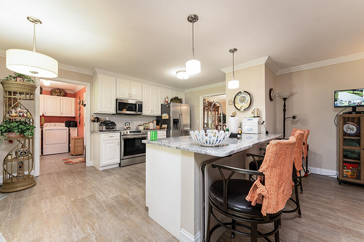 319 Clearbrook Drive Property Photo 10