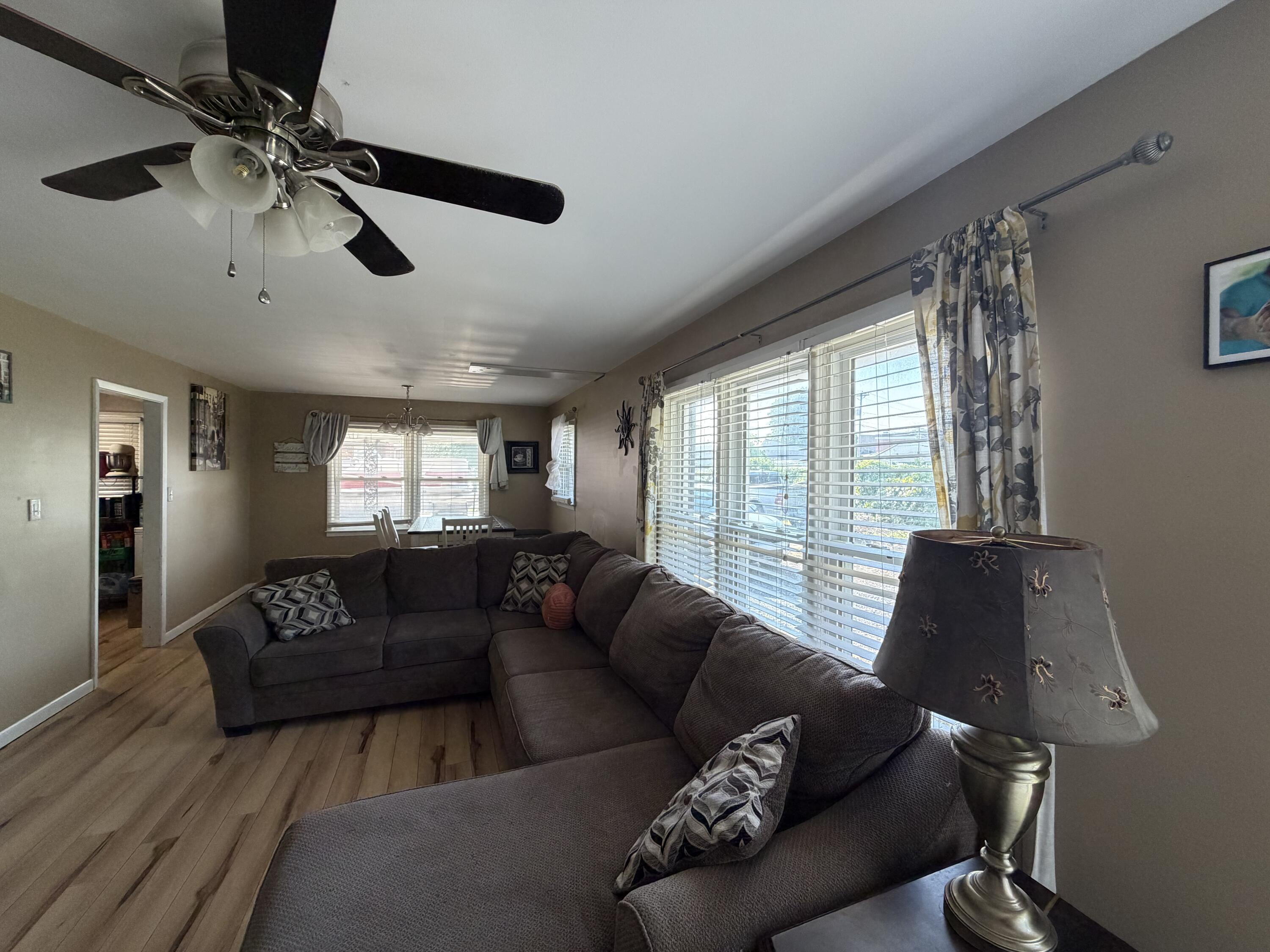 1309 Elm Street Property Photo 6