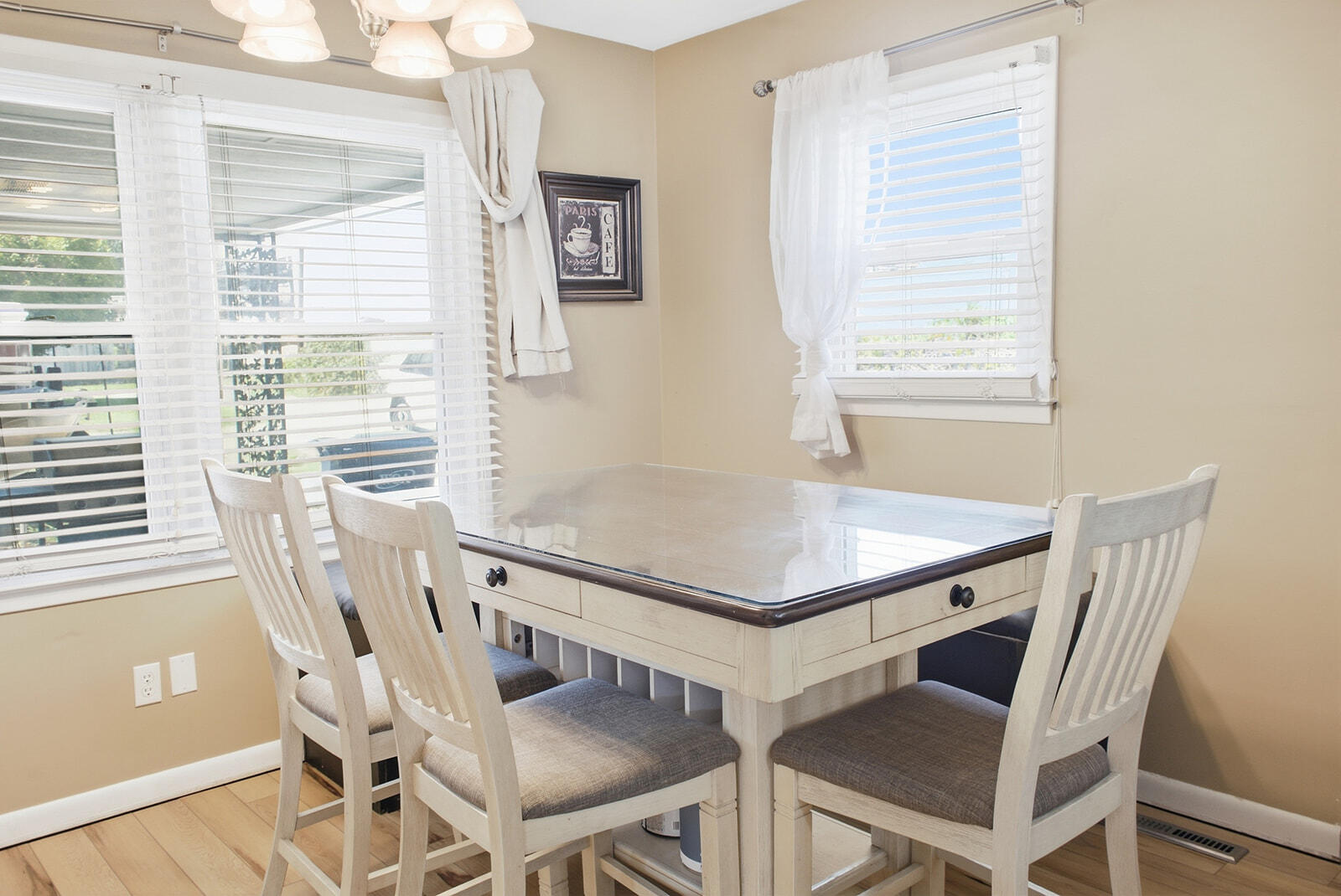 1309 Elm Street Property Photo 13