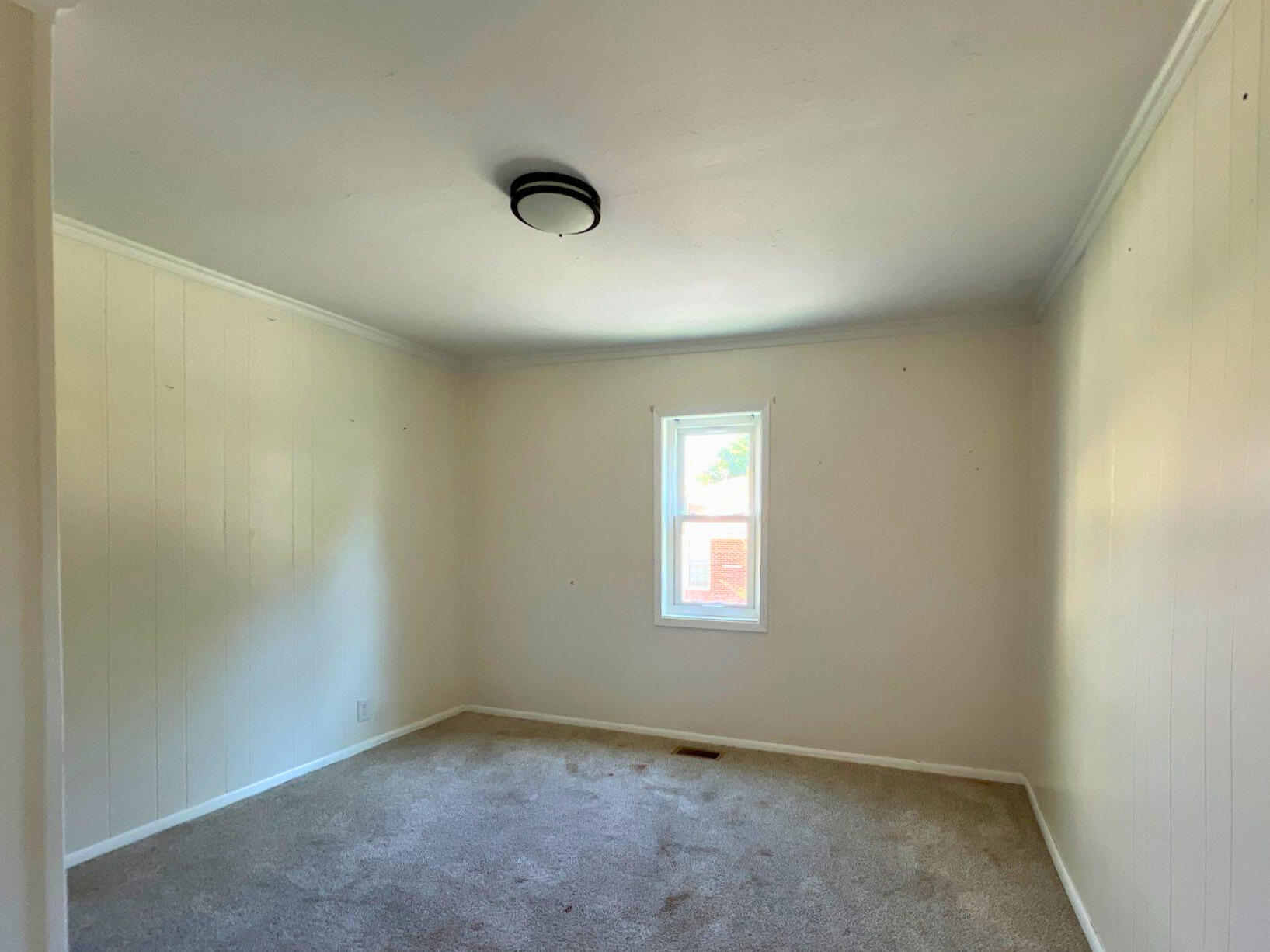 340 Beech Street Property Photo 8