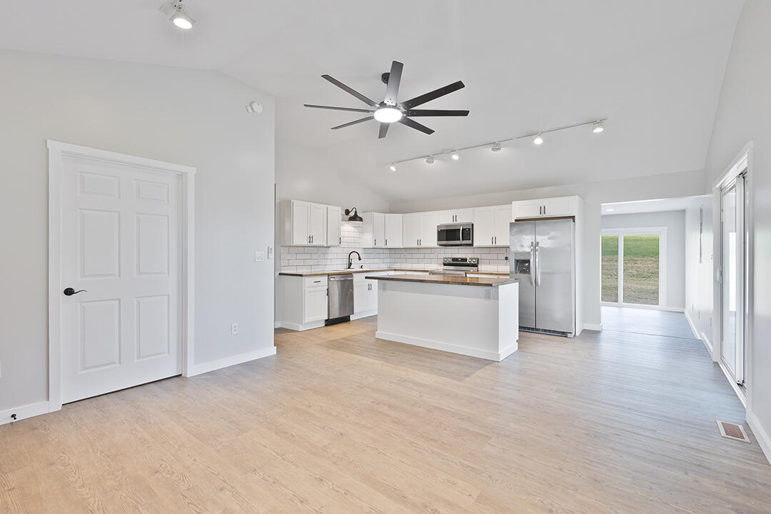 3886 N Stepstone Road Property Photo 6