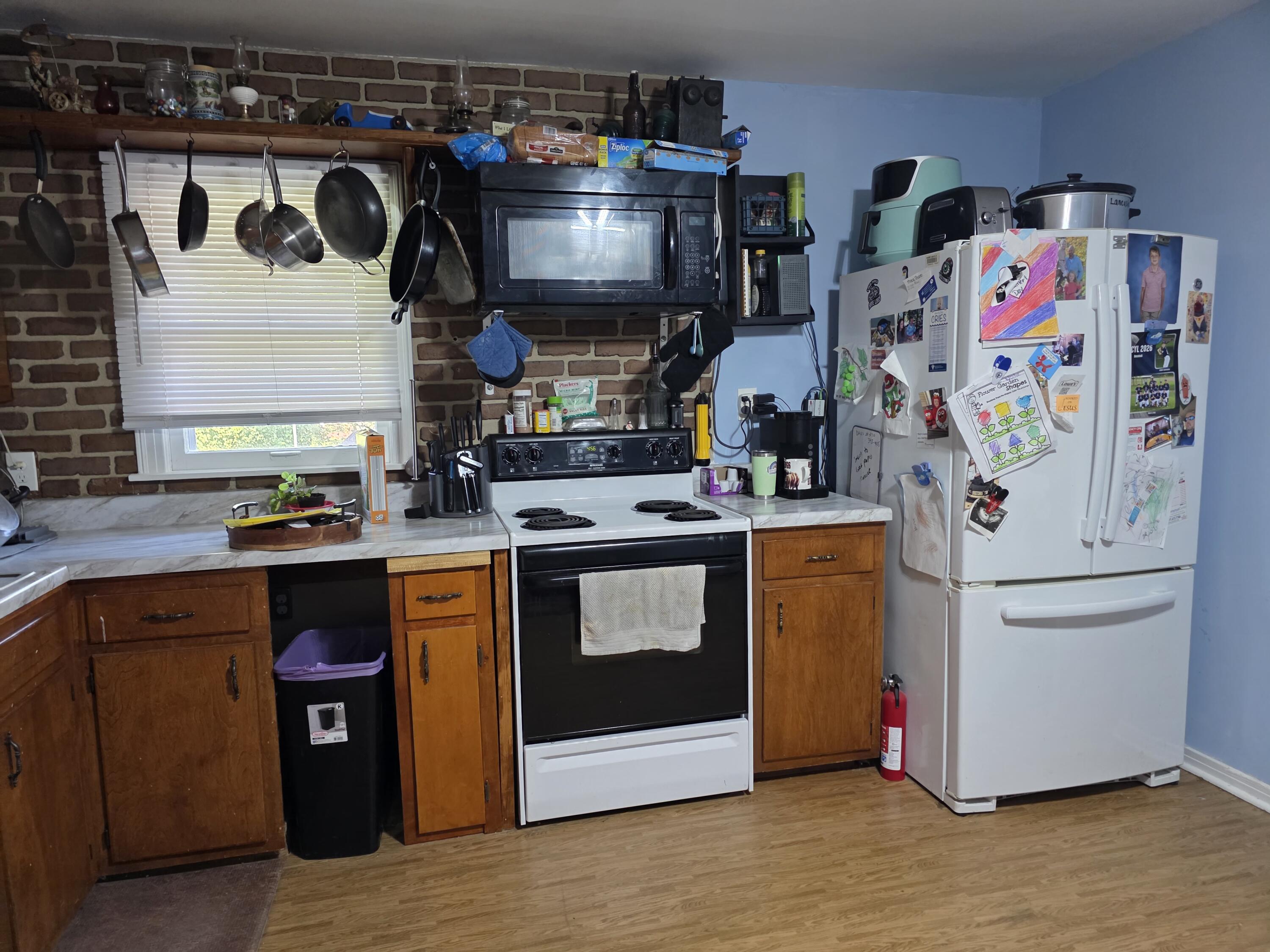 3504 Gale Lane Property Photo 6
