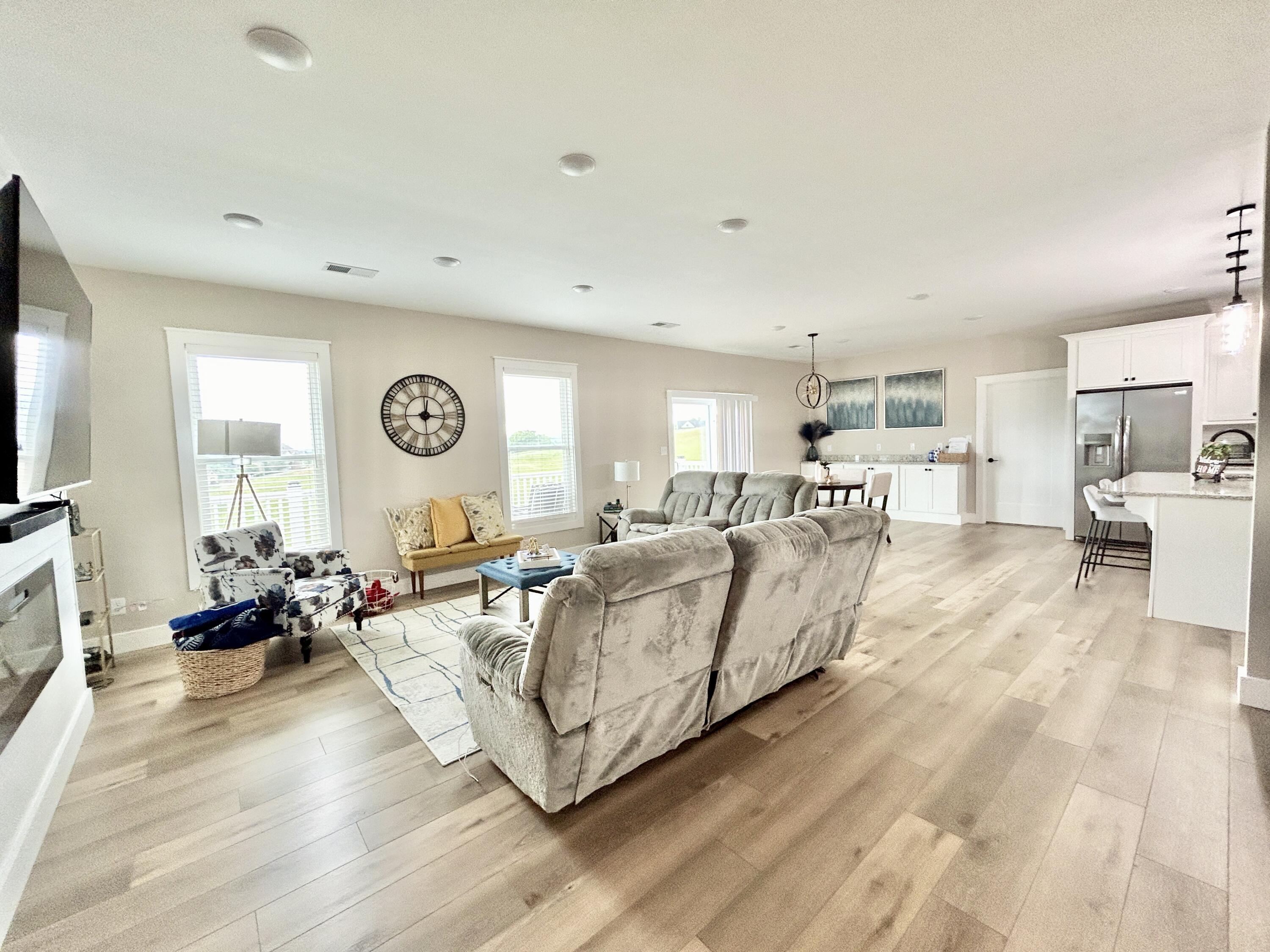 100 Sunrise Path Property Photo 10