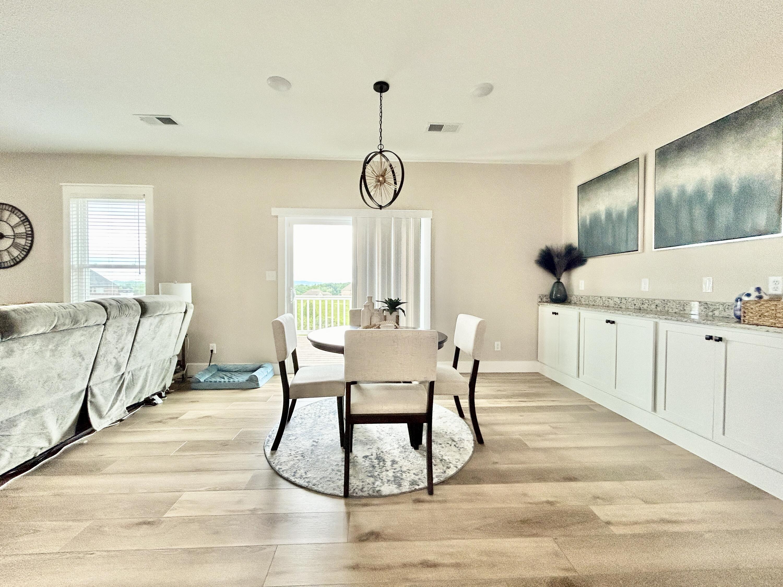 100 Sunrise Path Property Photo 13