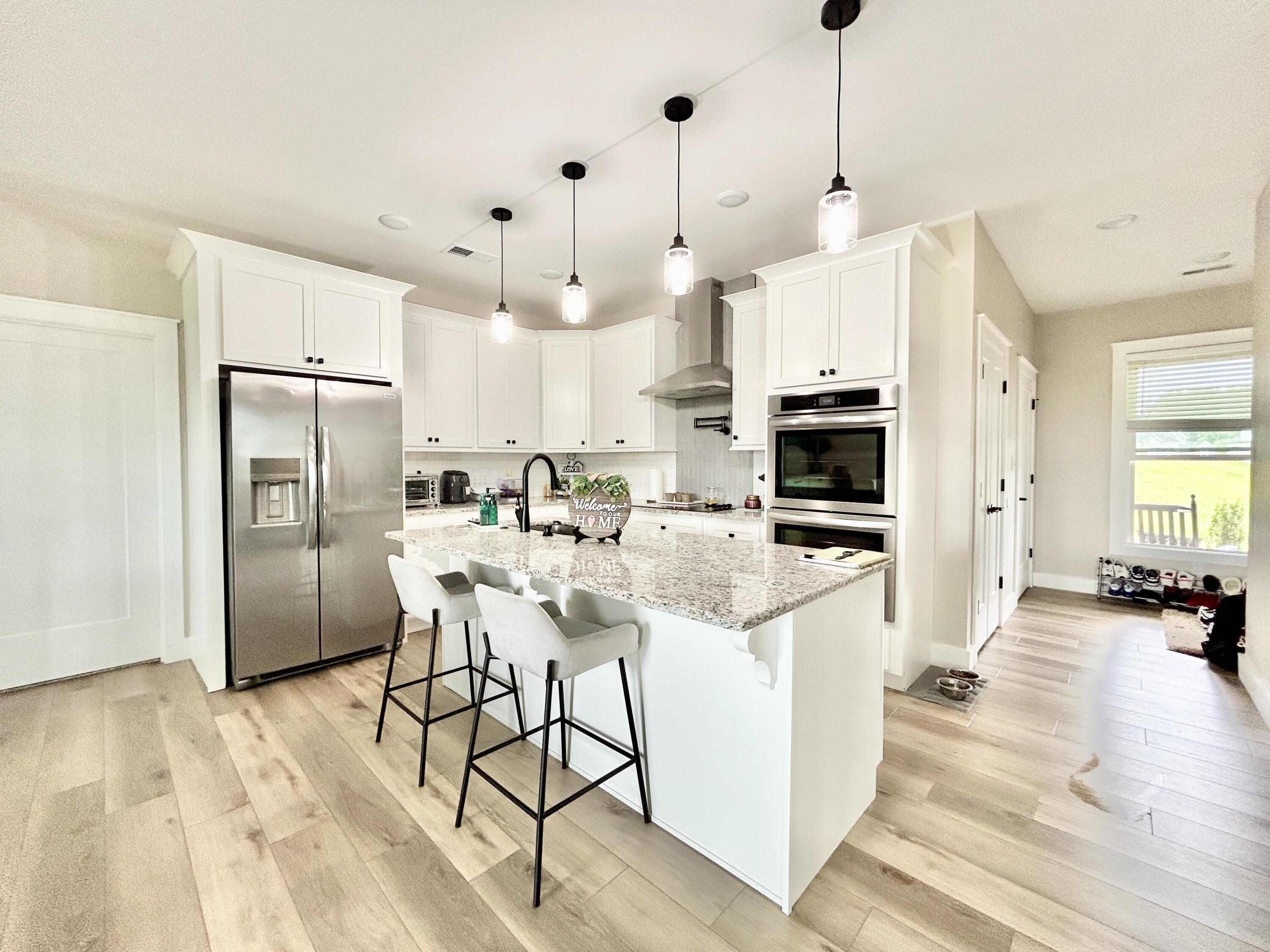 100 Sunrise Path Property Photo 16