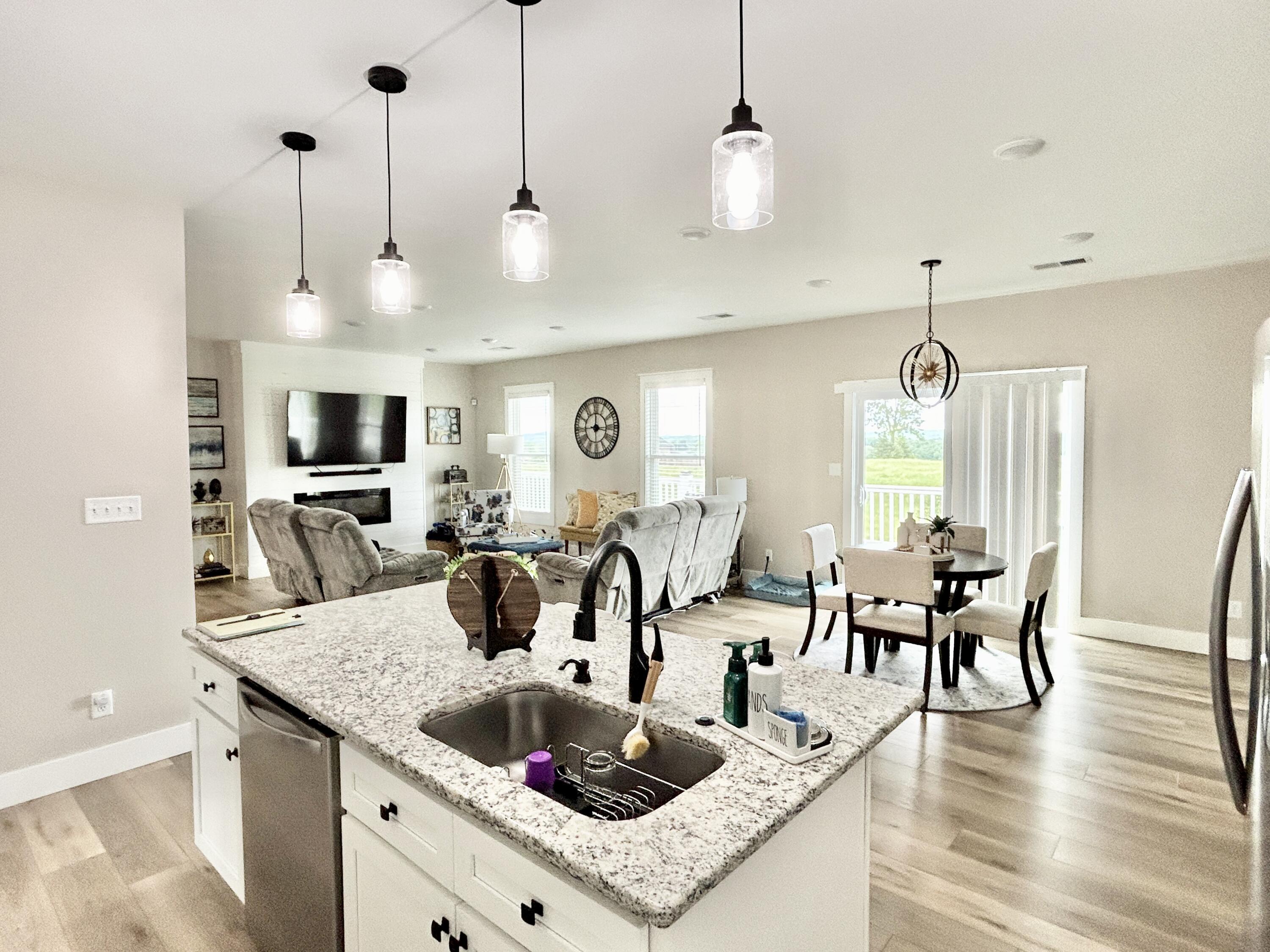 100 Sunrise Path Property Photo 19