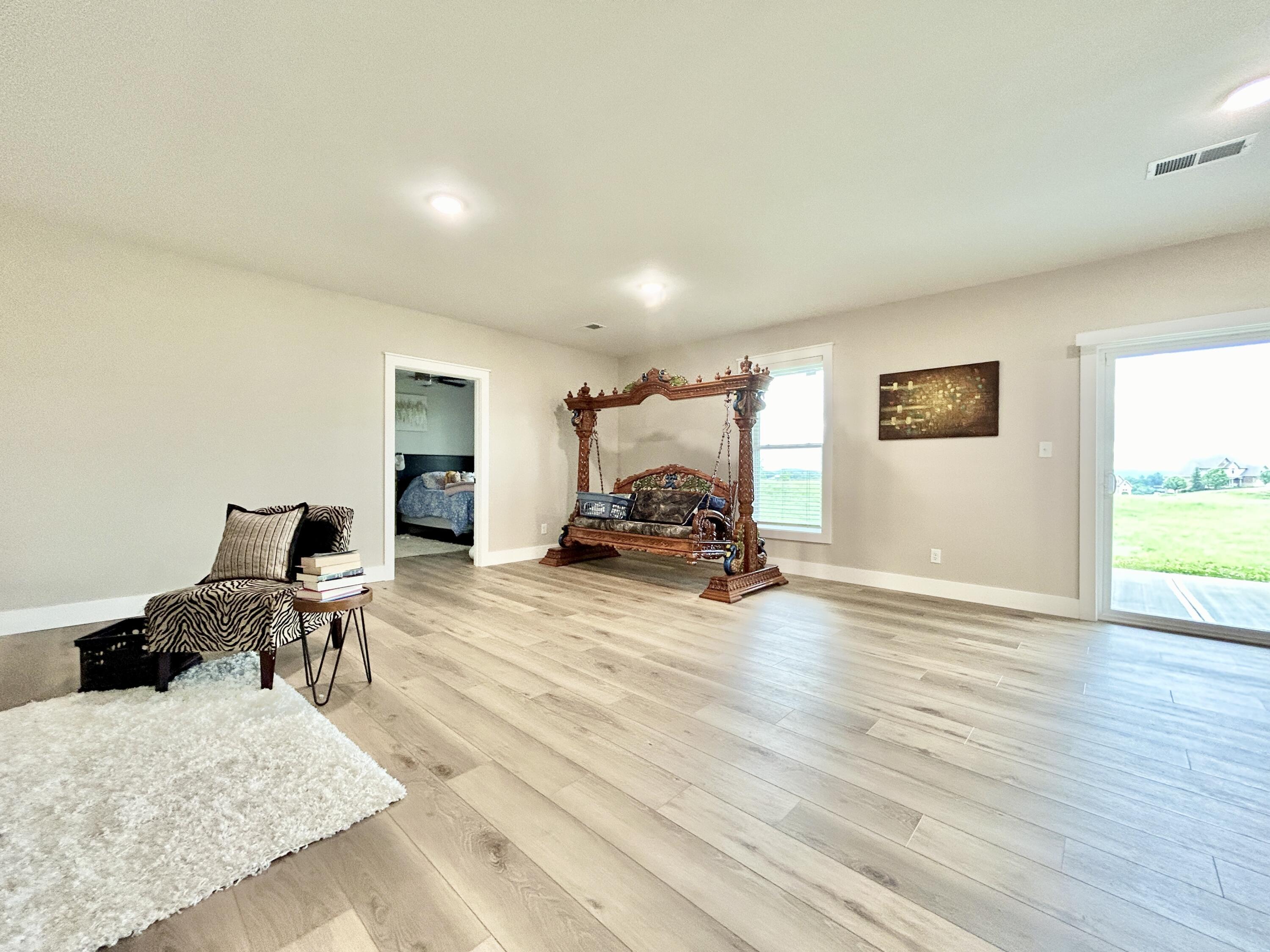 100 Sunrise Path Property Photo 31