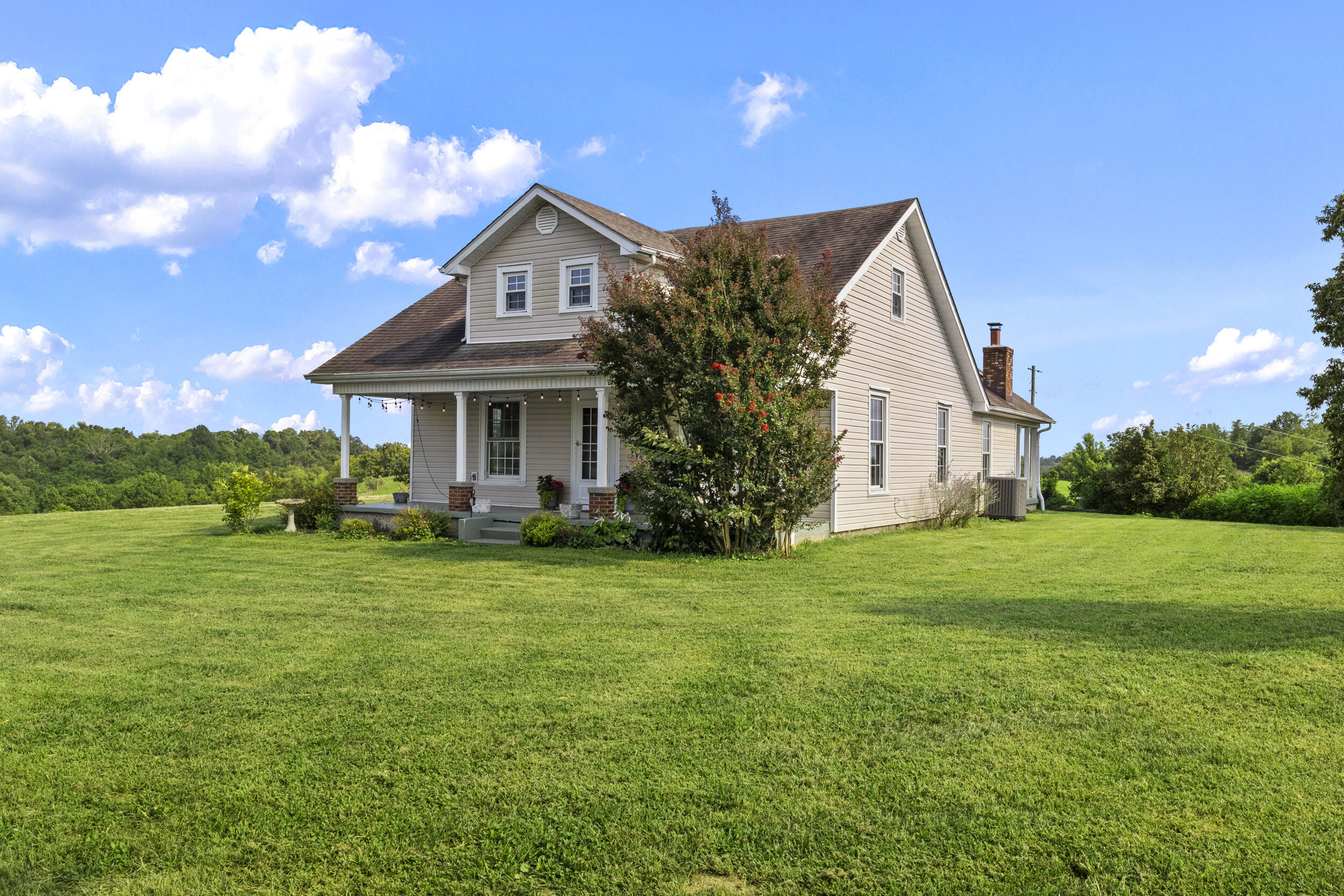 400 Turner Ridge Spur Property Photo 2