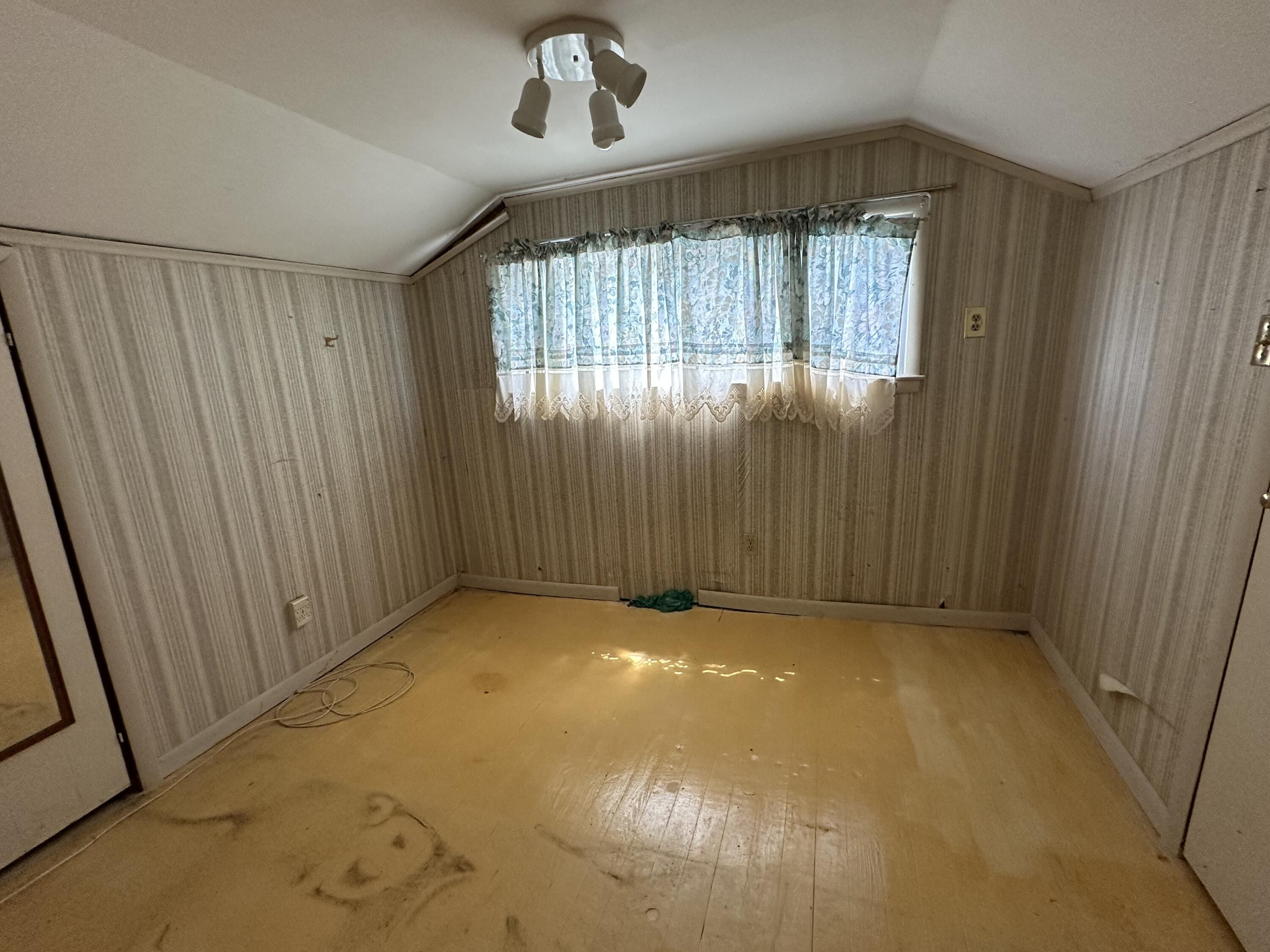 8811 Cincinnati Pike Property Photo 13
