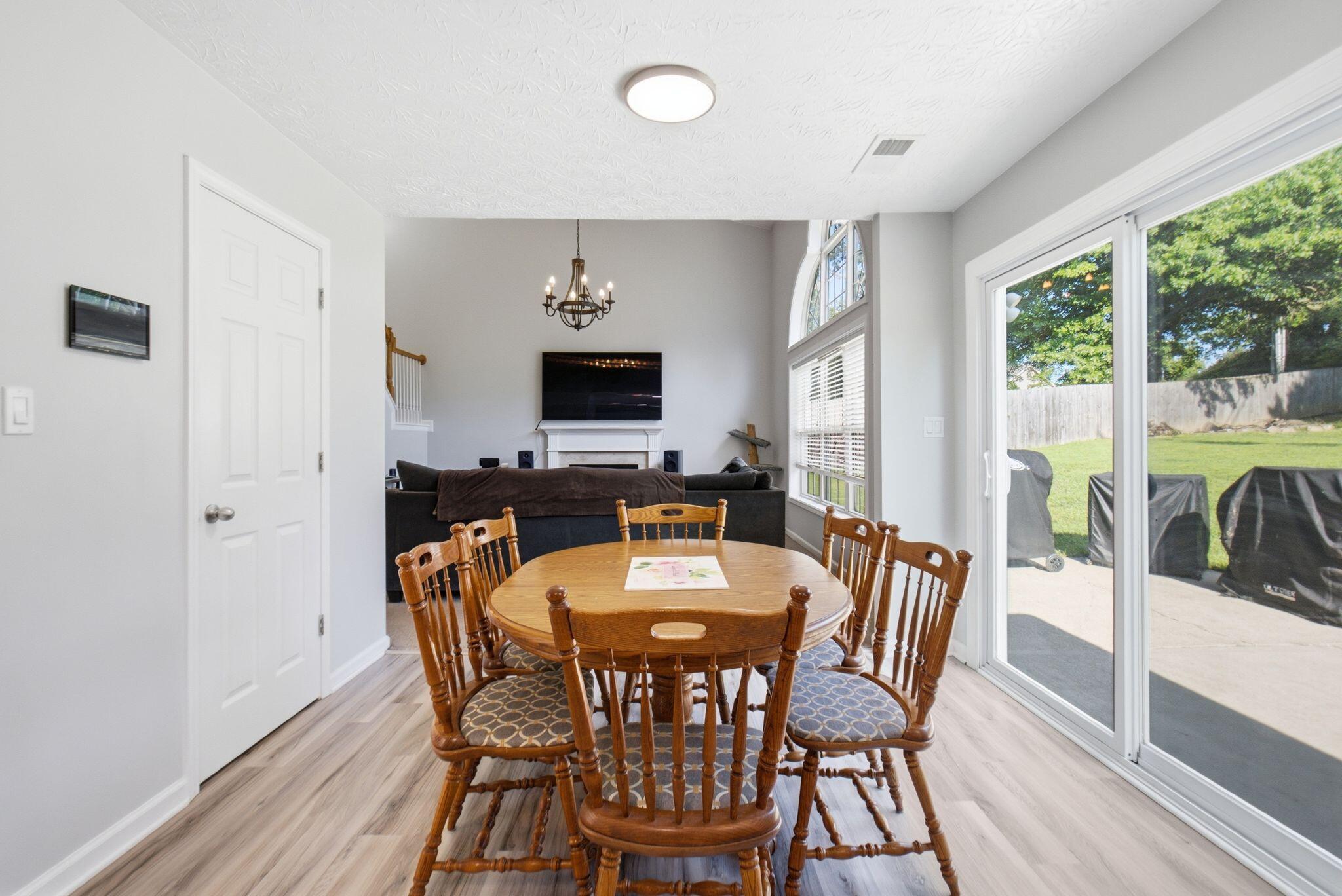 865 White Wood Flat Property Photo 14