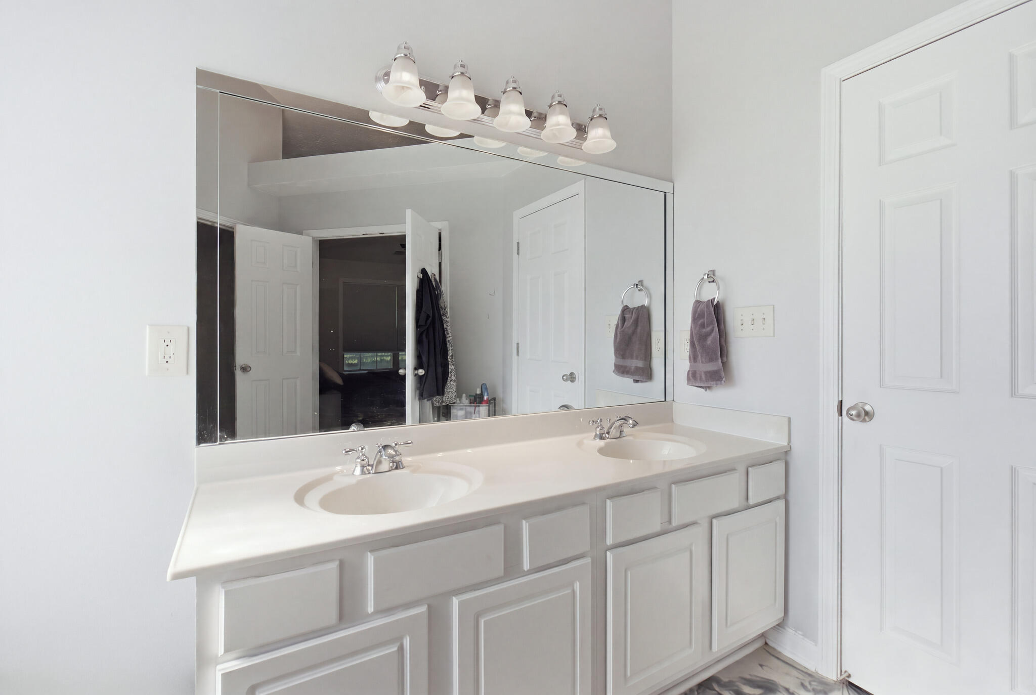 865 White Wood Flat Property Photo 29