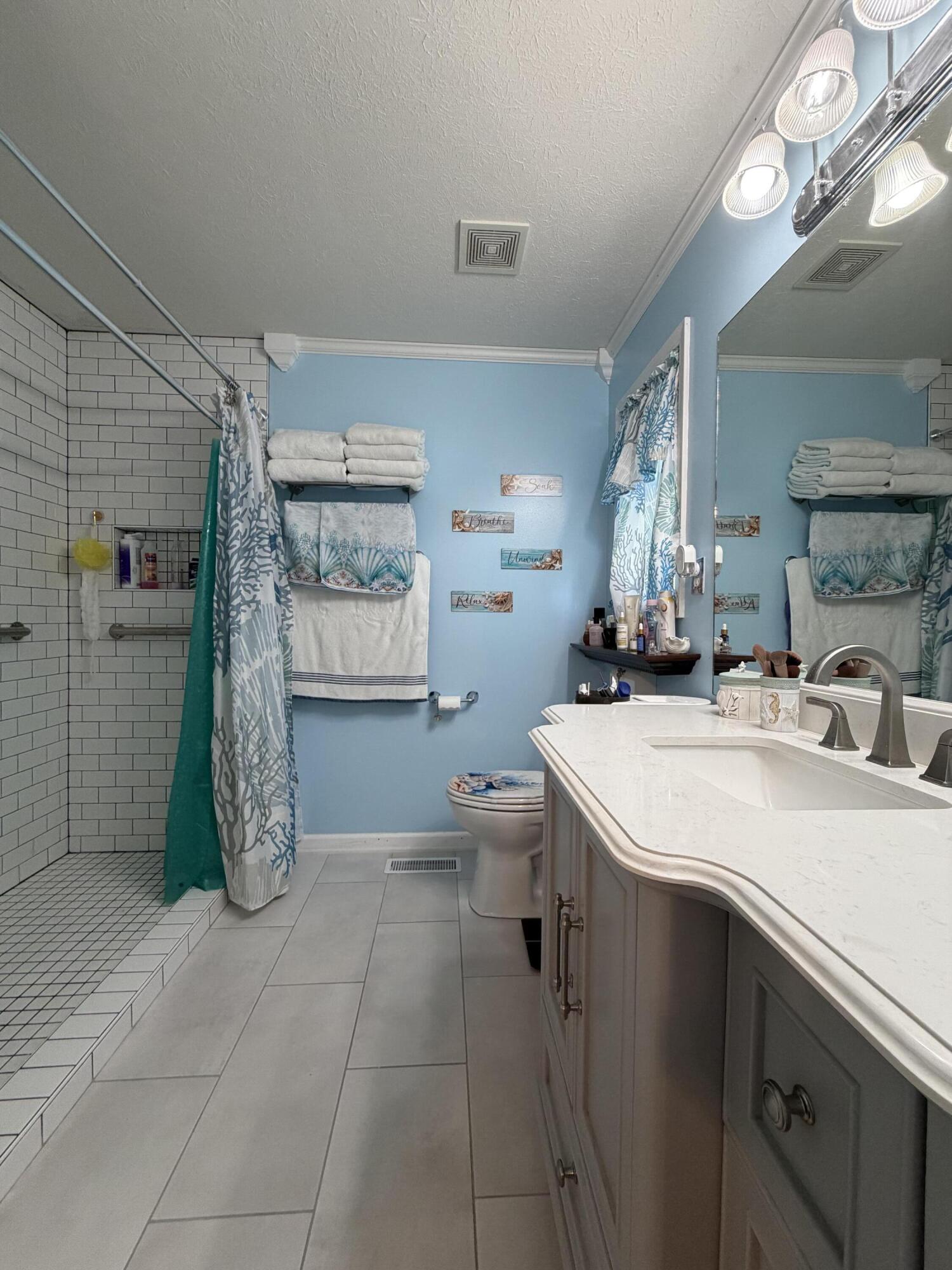 1810 Valley View Drive Property Photo 15