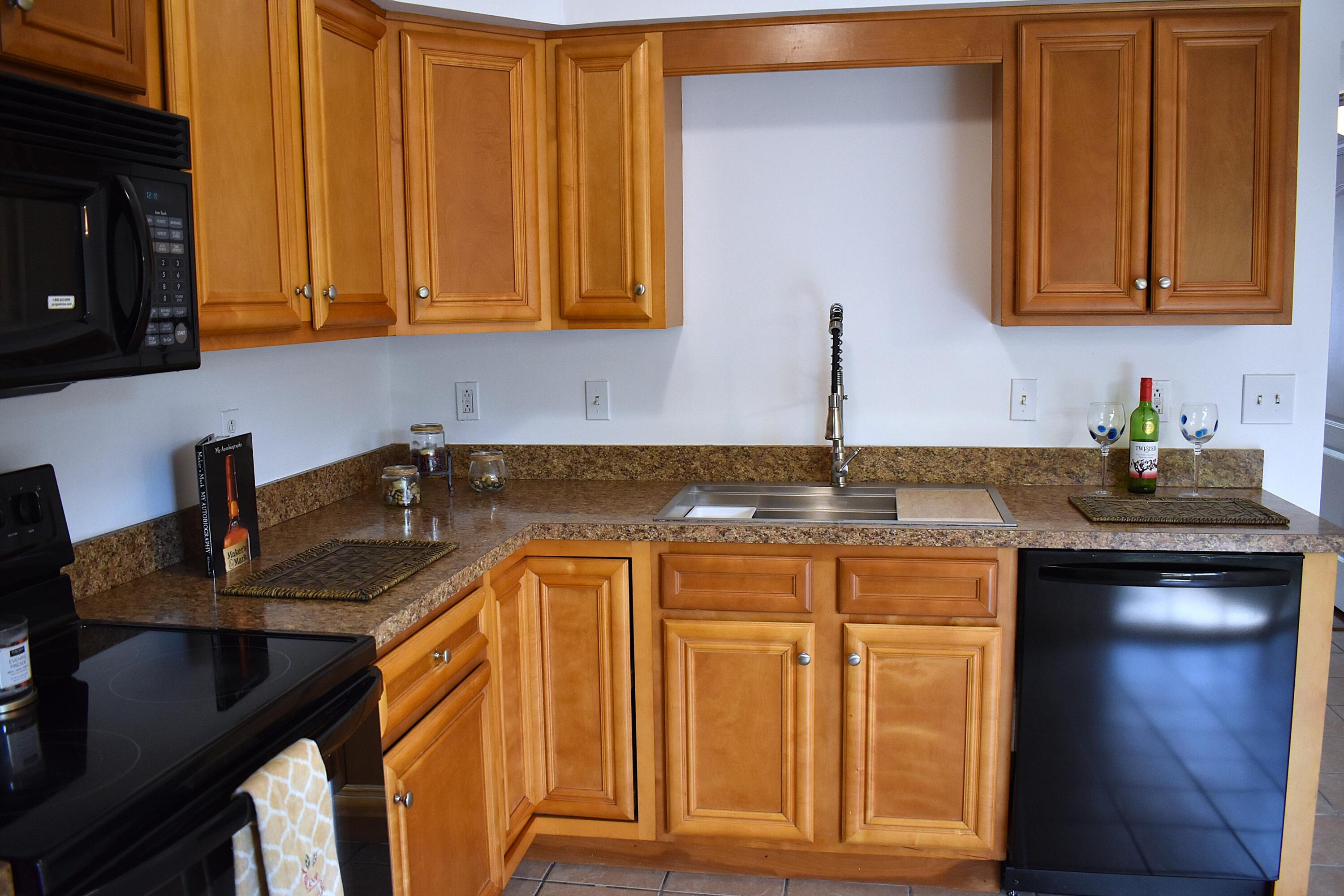 204 Regency Point Path Property Photo 15