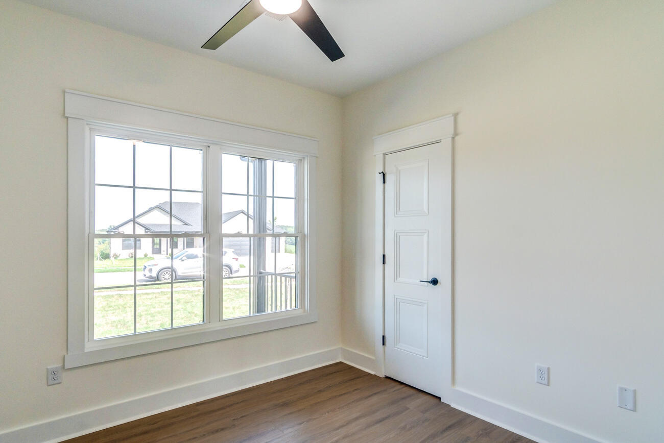110 Dawn Court Property Photo 32