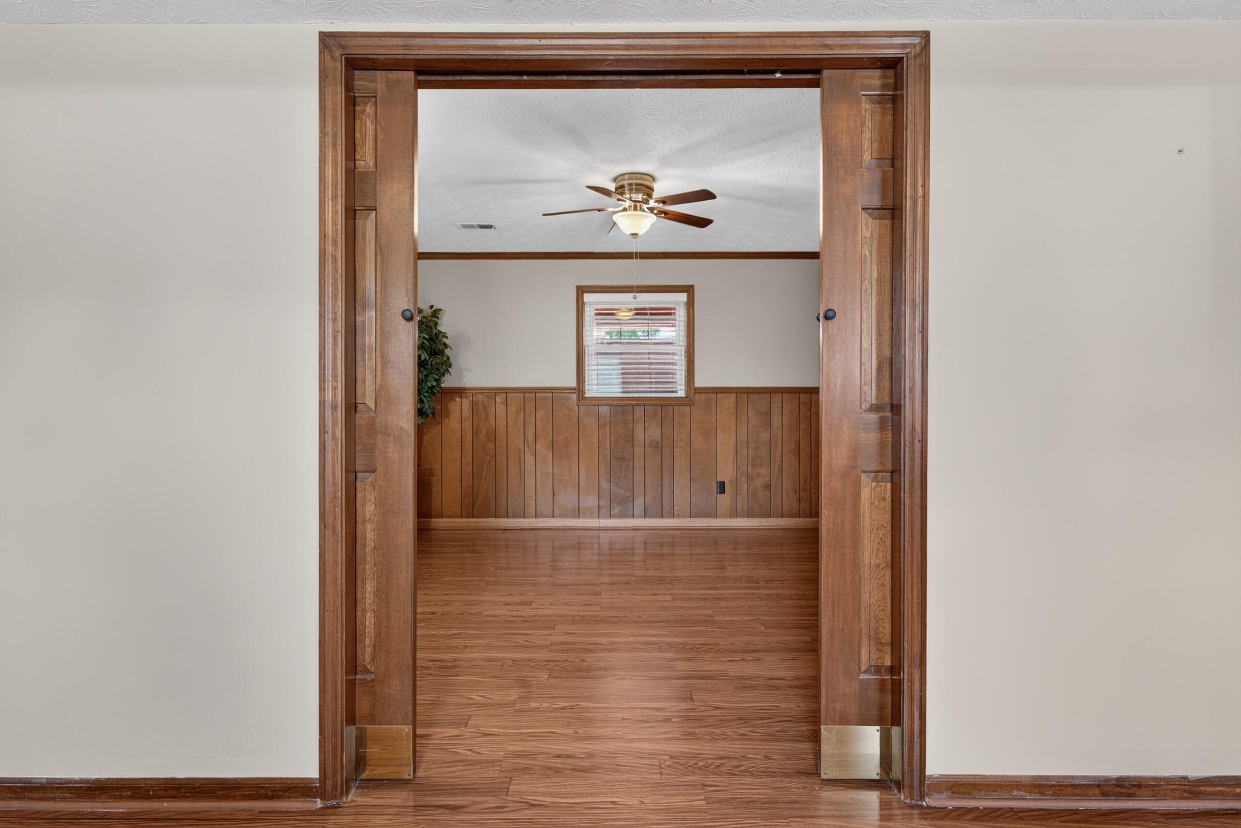 916 Edgewater Drive Property Photo 30