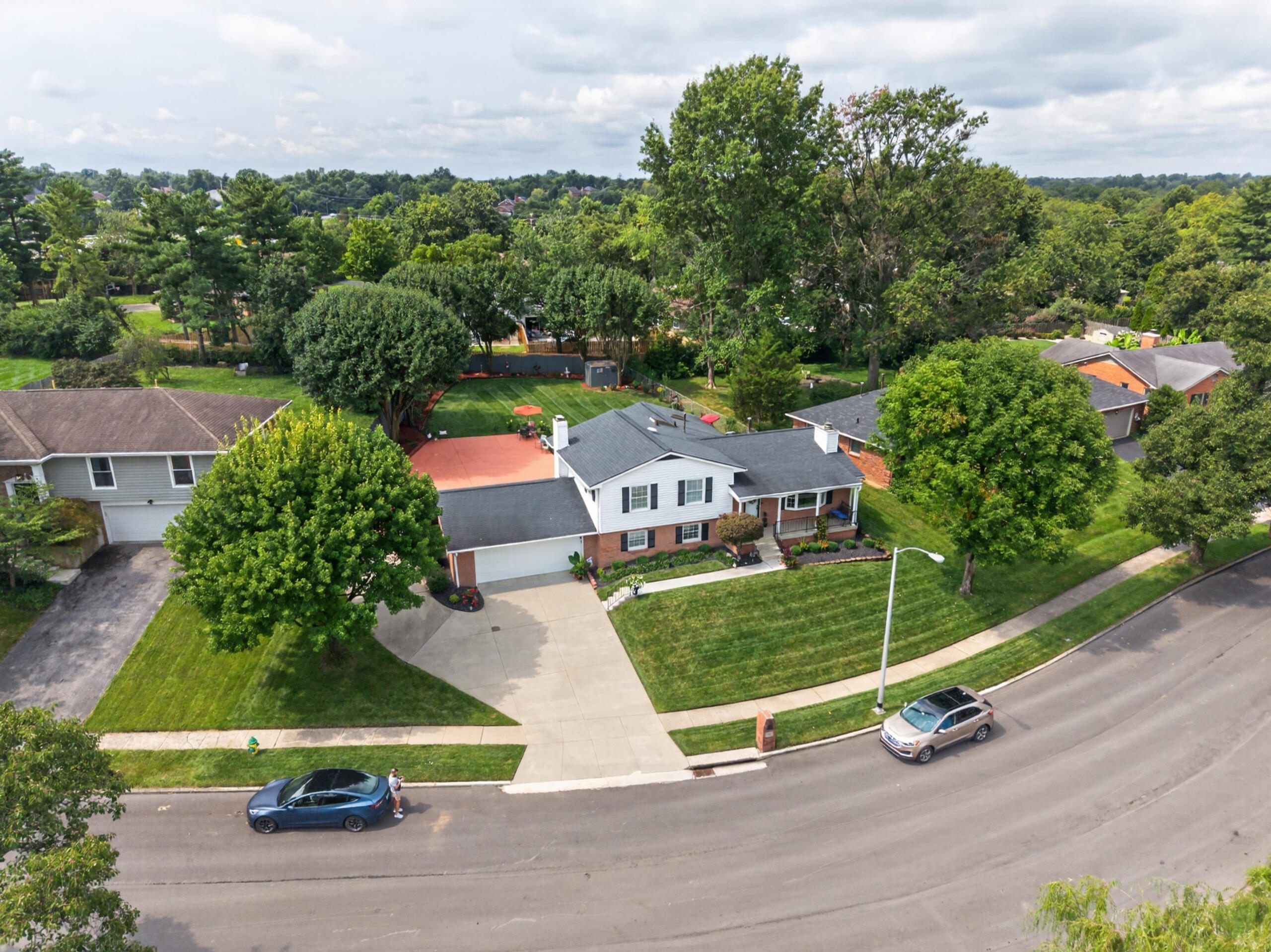 916 Edgewater Drive Property Photo 48