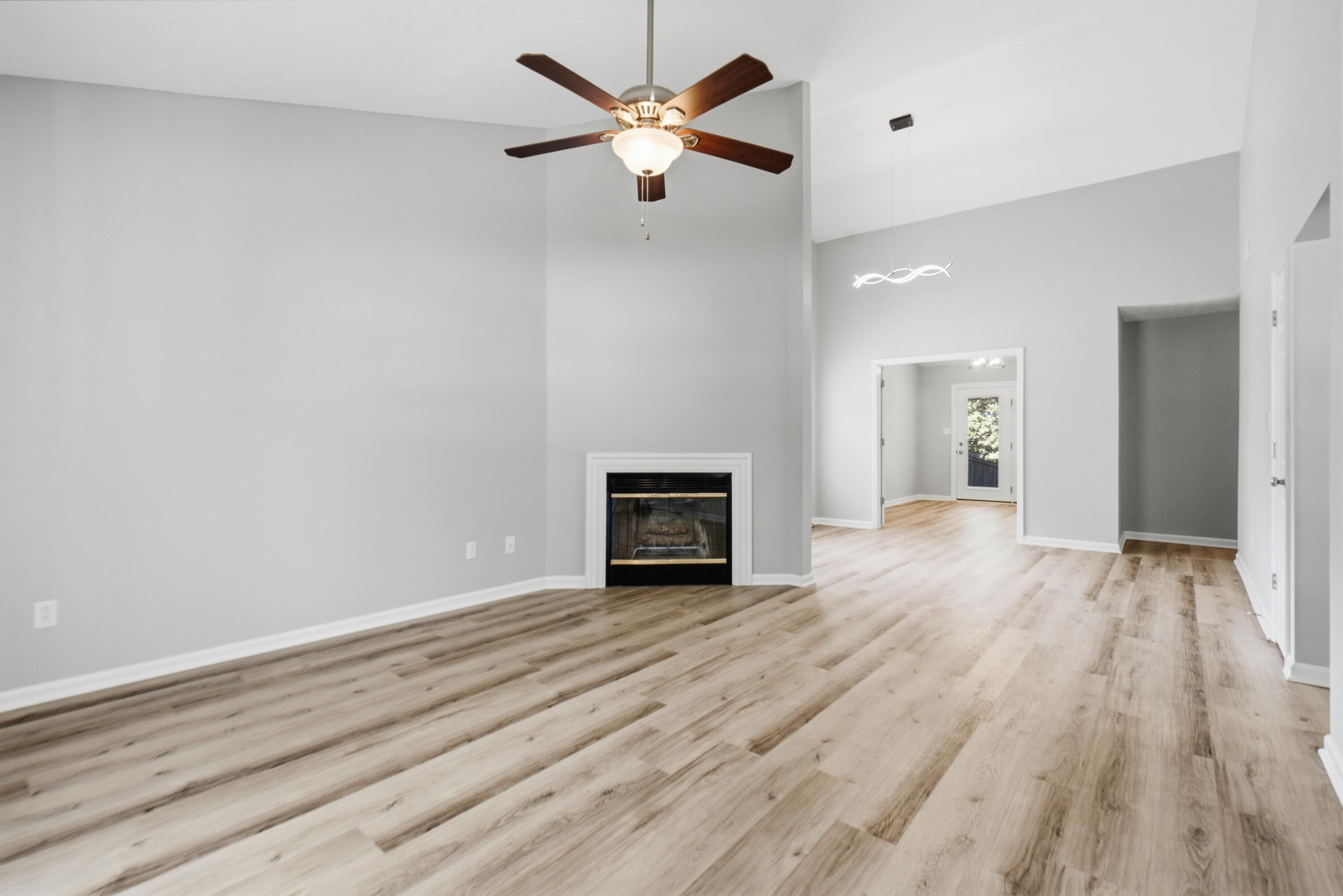 3805 Muirfield Place Property Photo 4