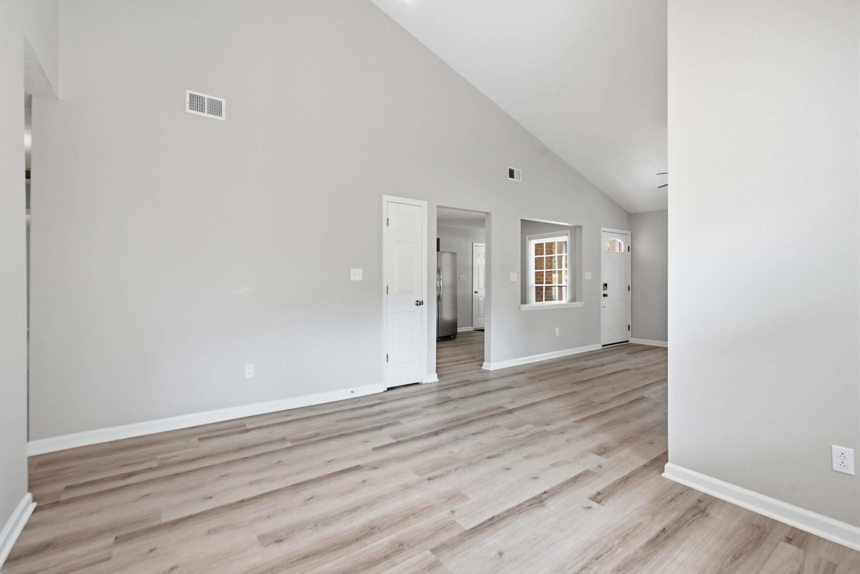 3805 Muirfield Place Property Photo 8