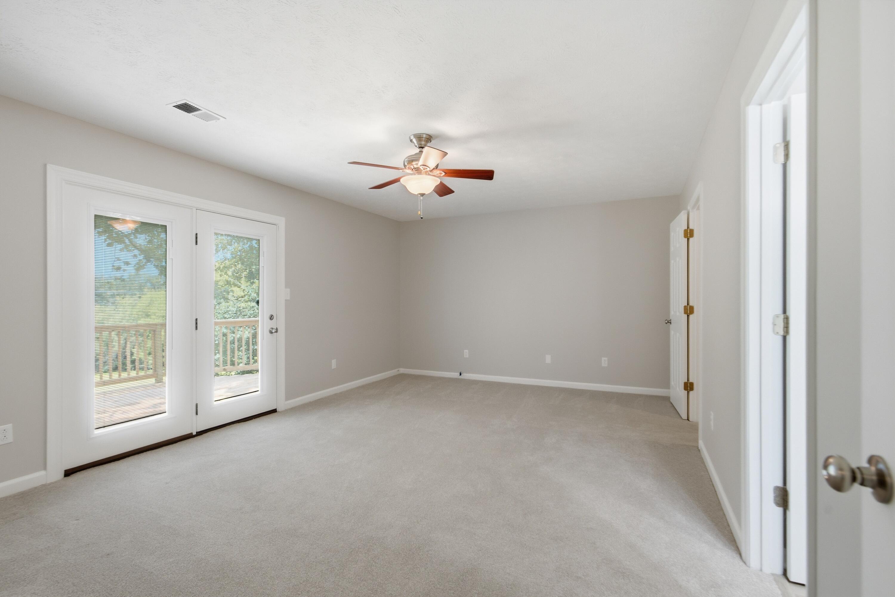 3805 Muirfield Place Property Photo 16