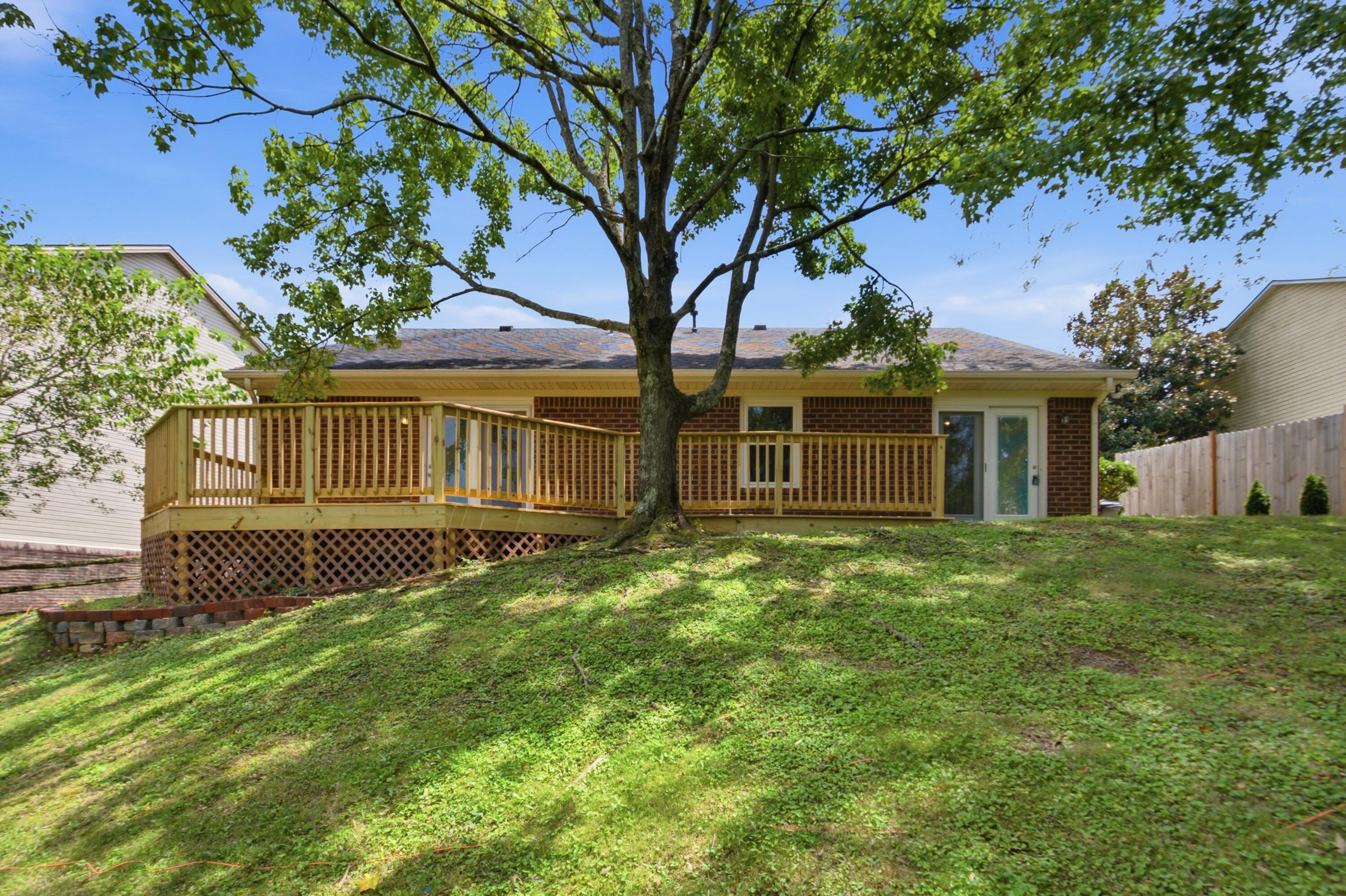 3805 Muirfield Place Property Photo 27