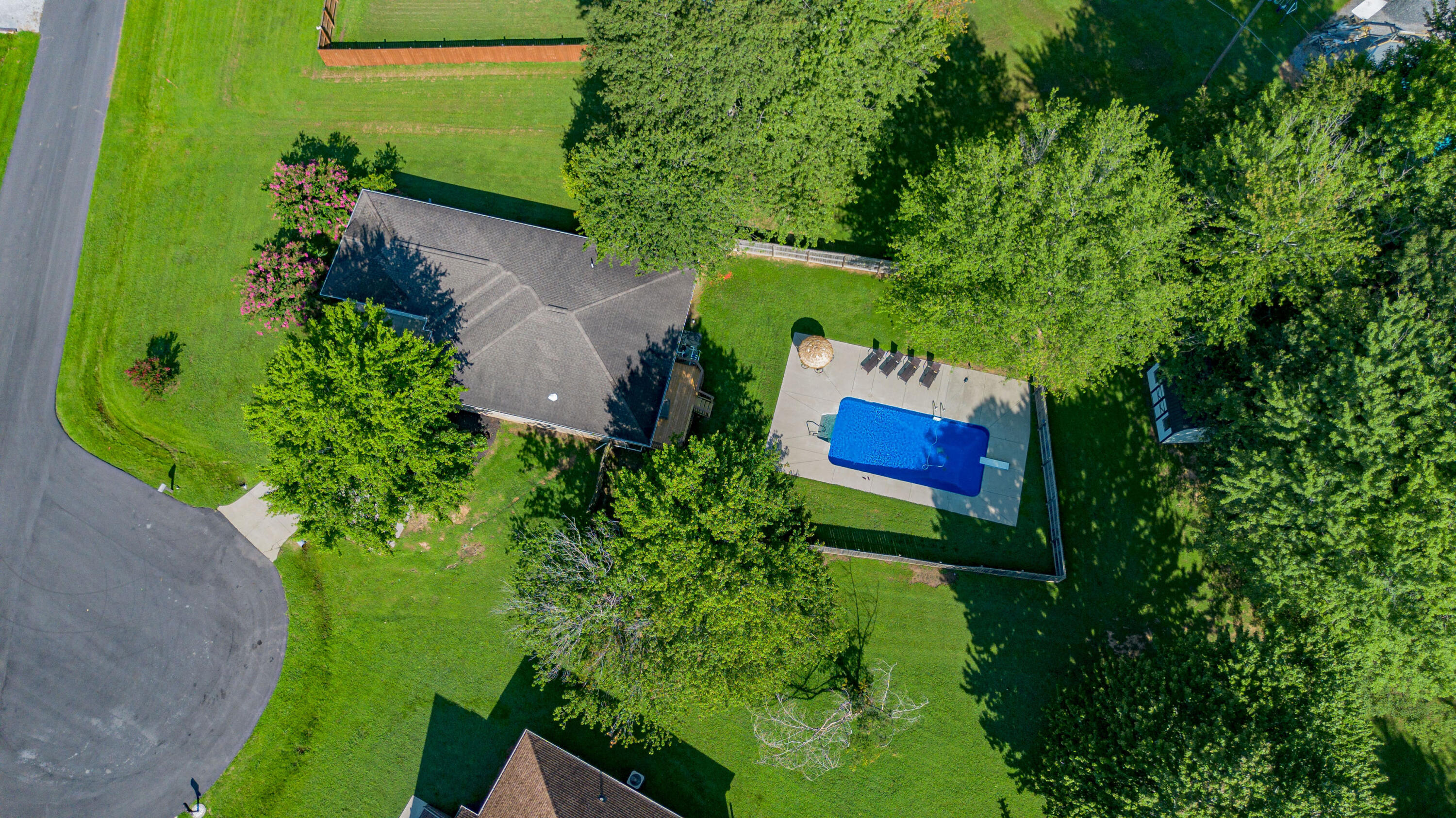 7045 Foxborough Lane Property Photo 4