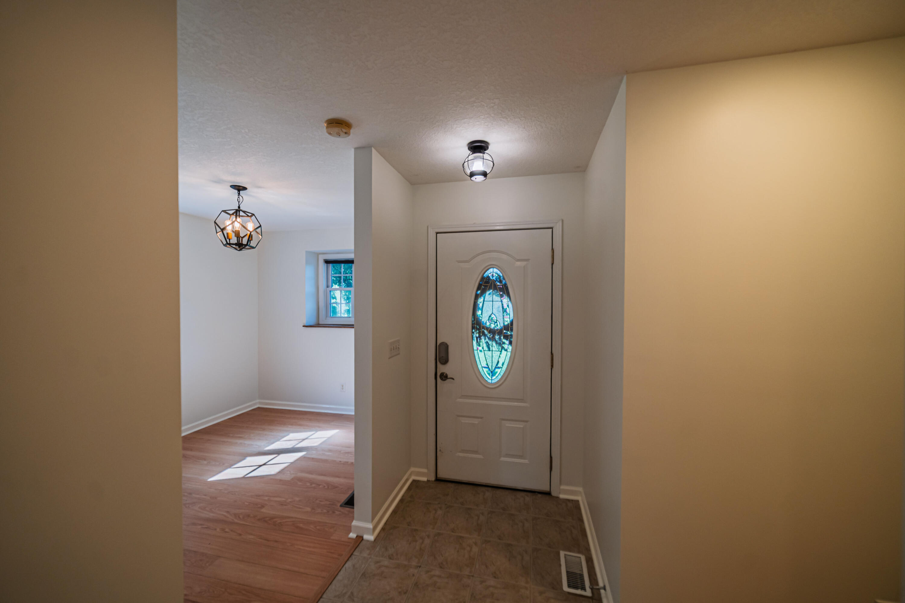 7045 Foxborough Lane Property Photo 6