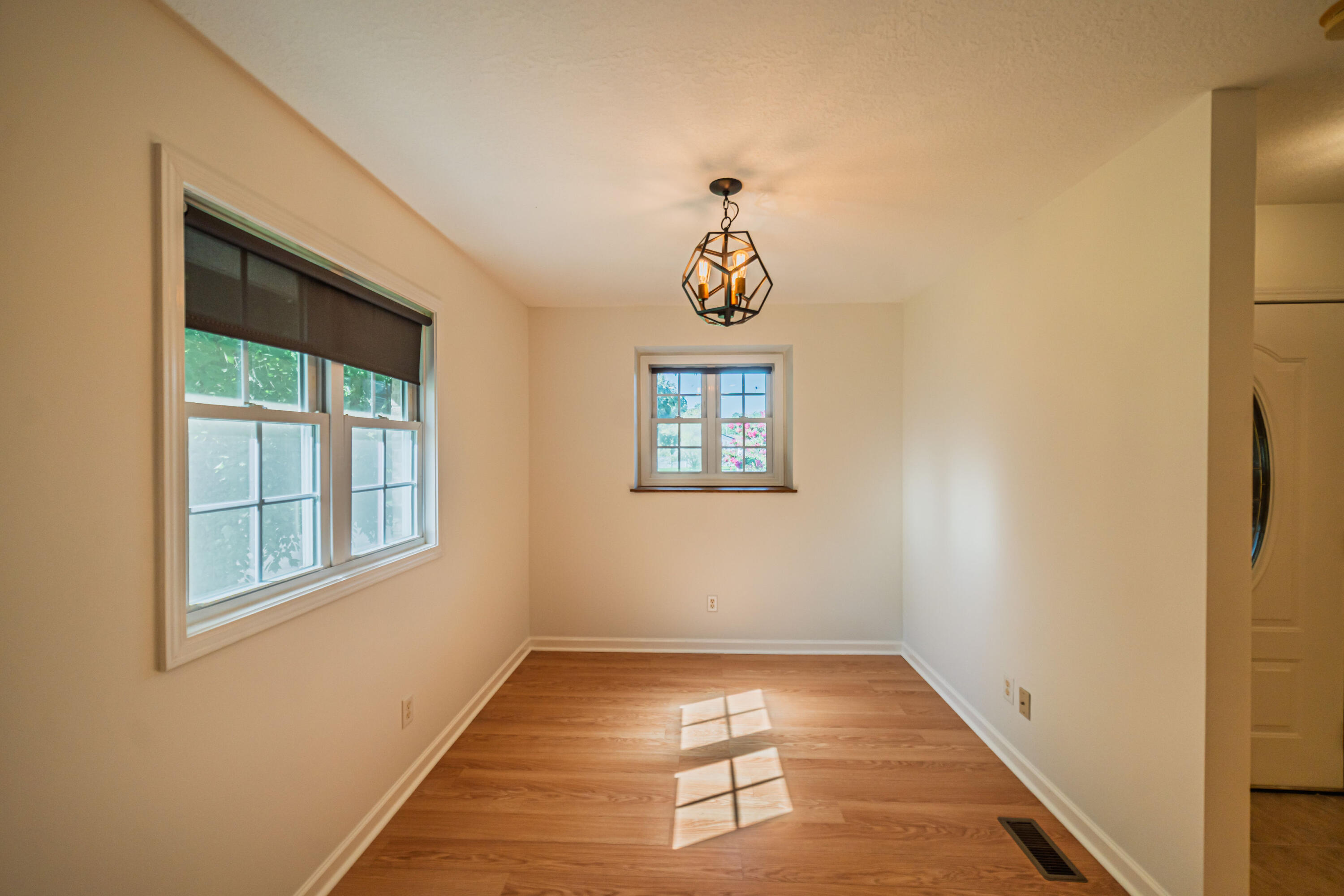7045 Foxborough Lane Property Photo 15
