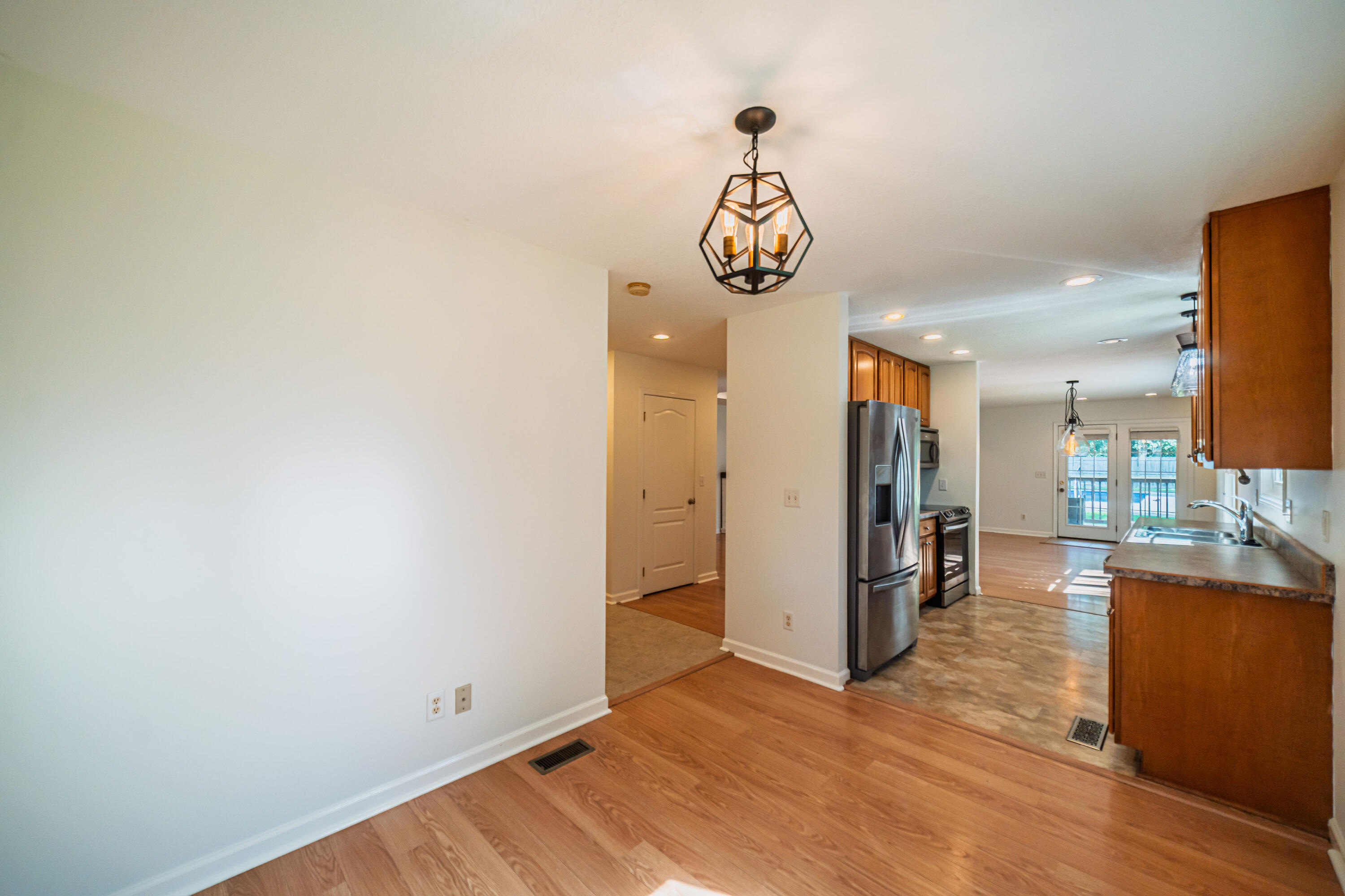 7045 Foxborough Lane Property Photo 16