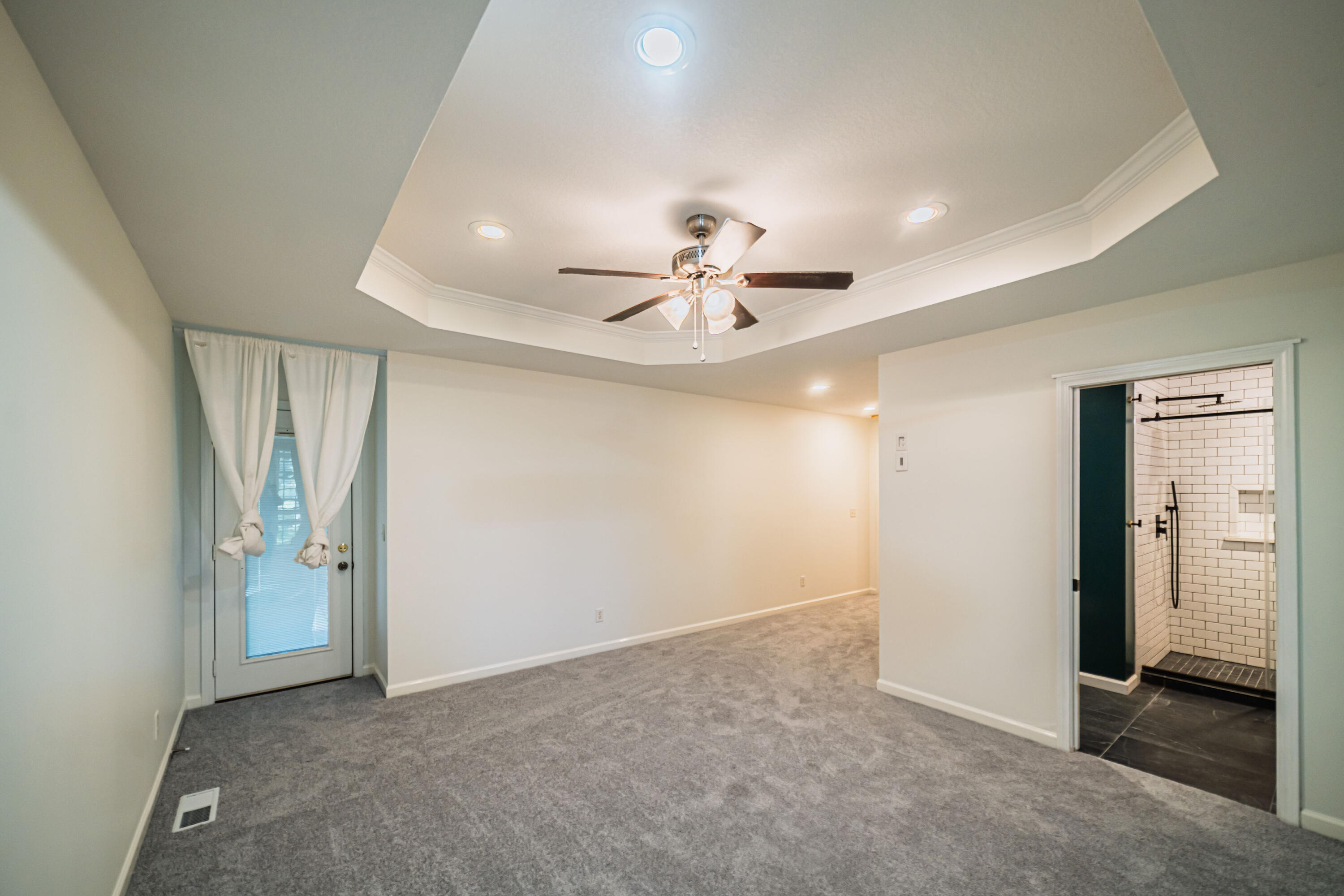 7045 Foxborough Lane Property Photo 19