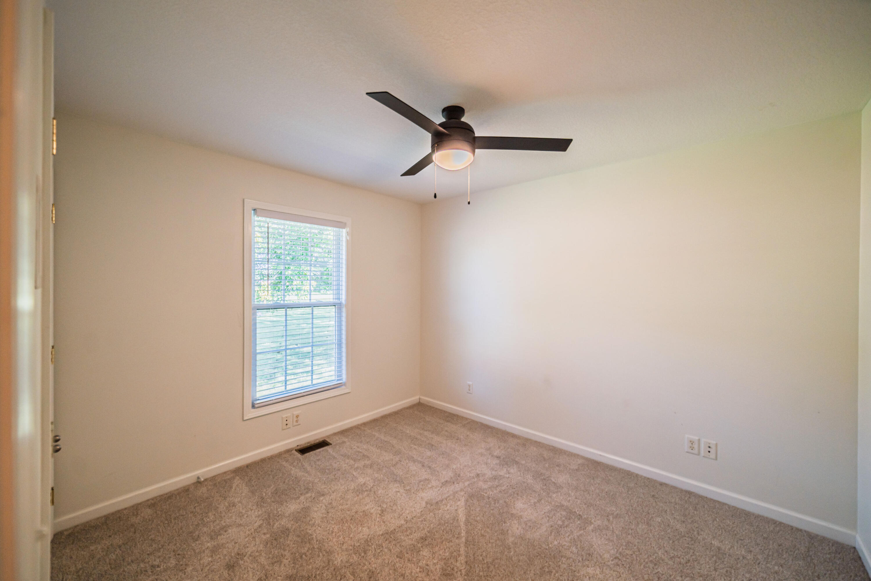 7045 Foxborough Lane Property Photo 23