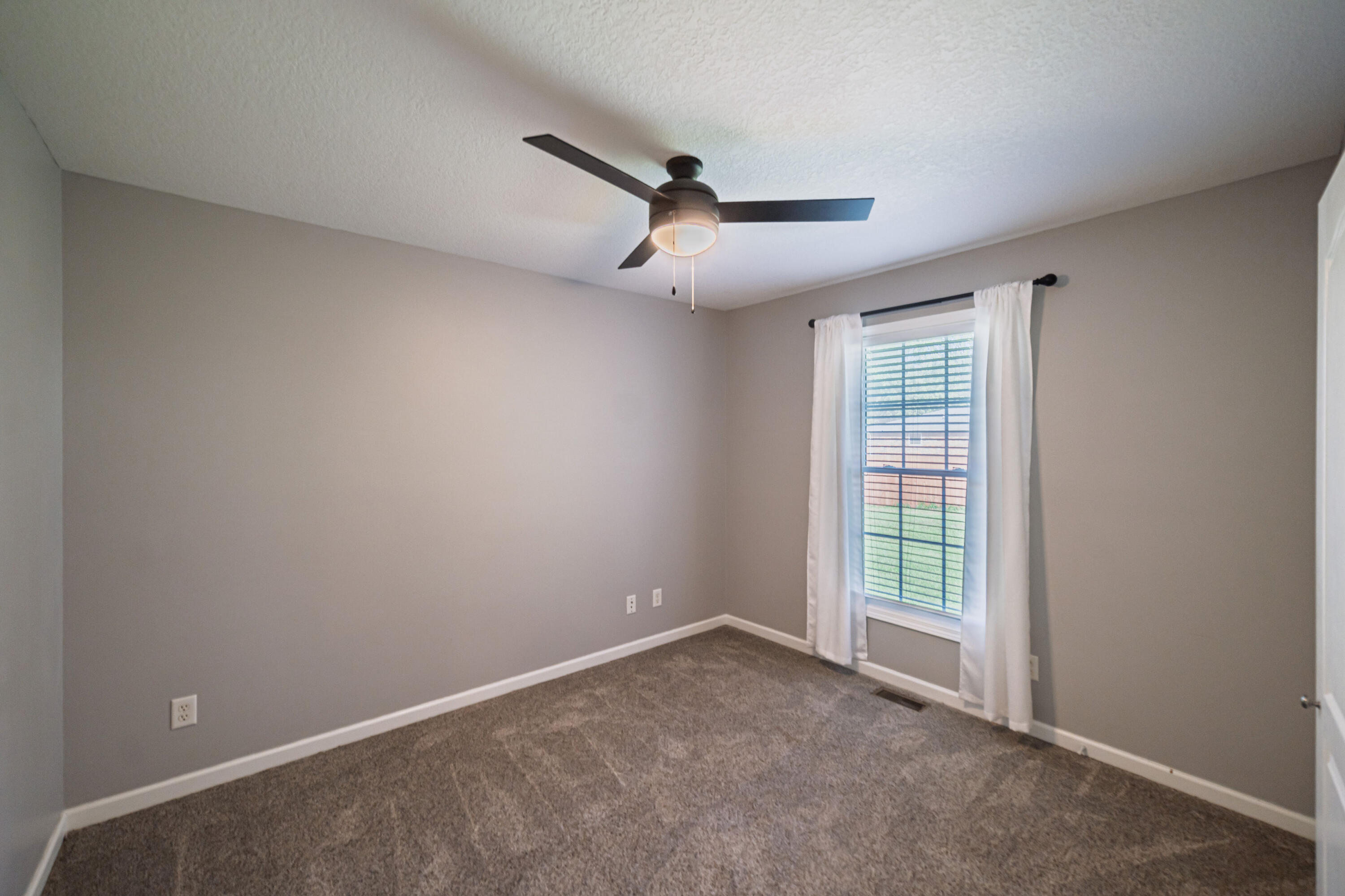 7045 Foxborough Lane Property Photo 24