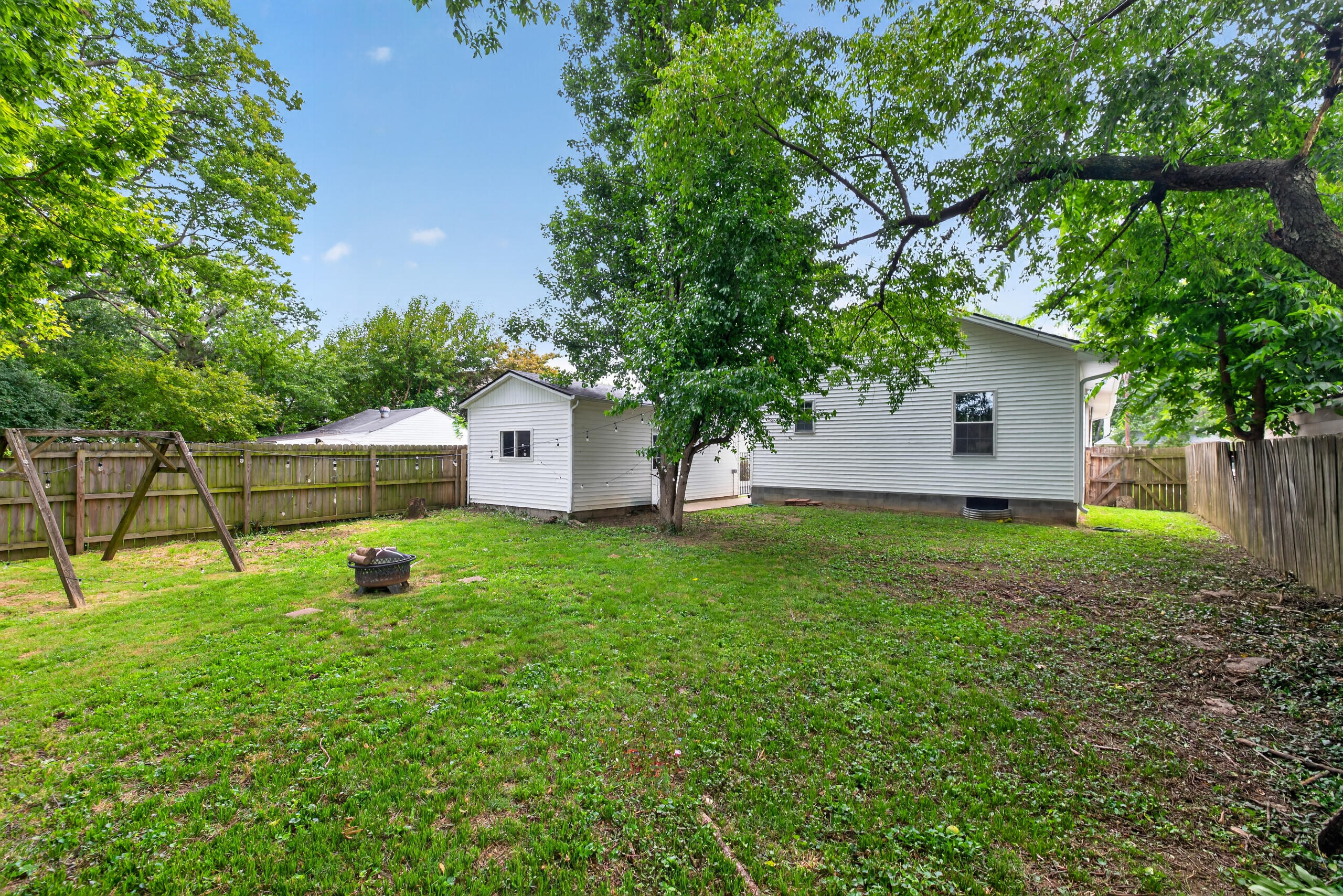 143 Penmoken Park Property Photo 26