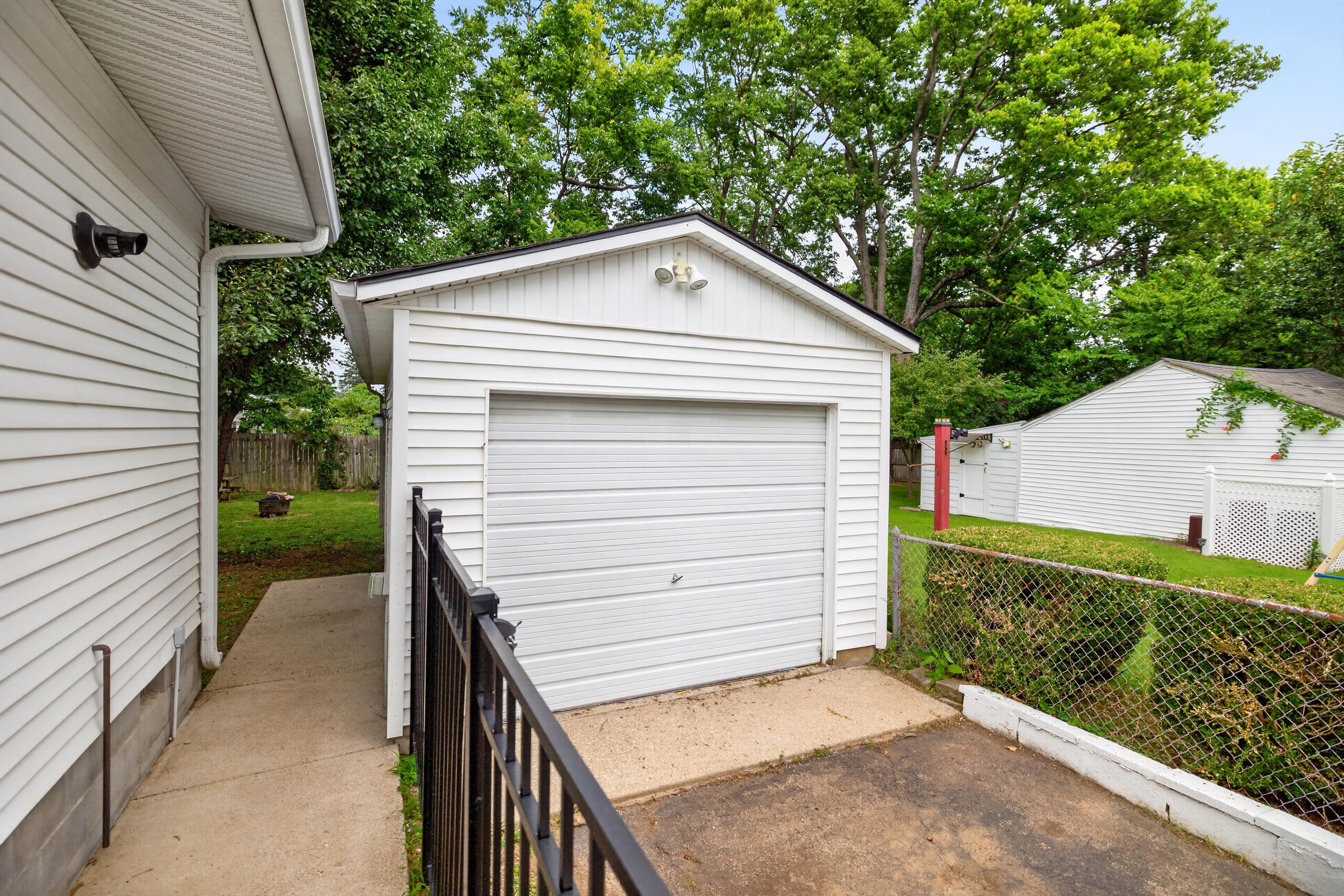 143 Penmoken Park Property Photo 27