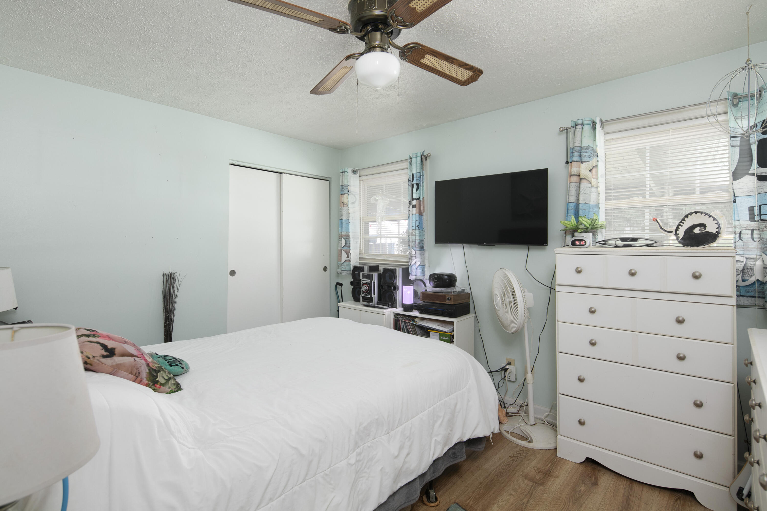1754 Beacon Hill Road Property Photo 6