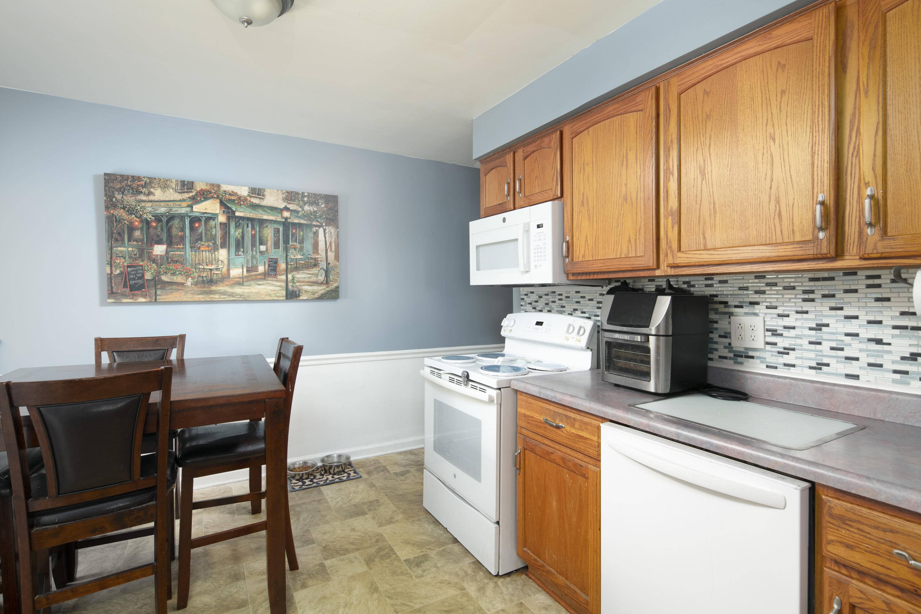 1754 Beacon Hill Road Property Photo 13