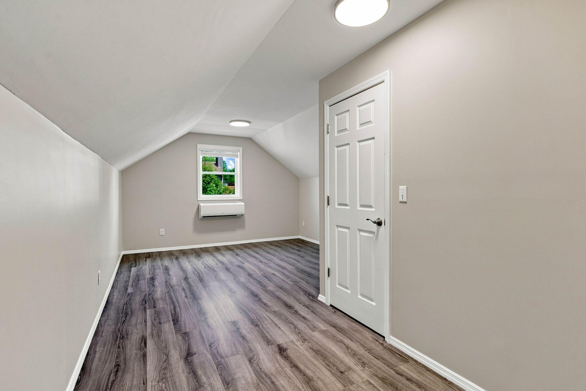 745 Jaeduke Drive Property Photo 23
