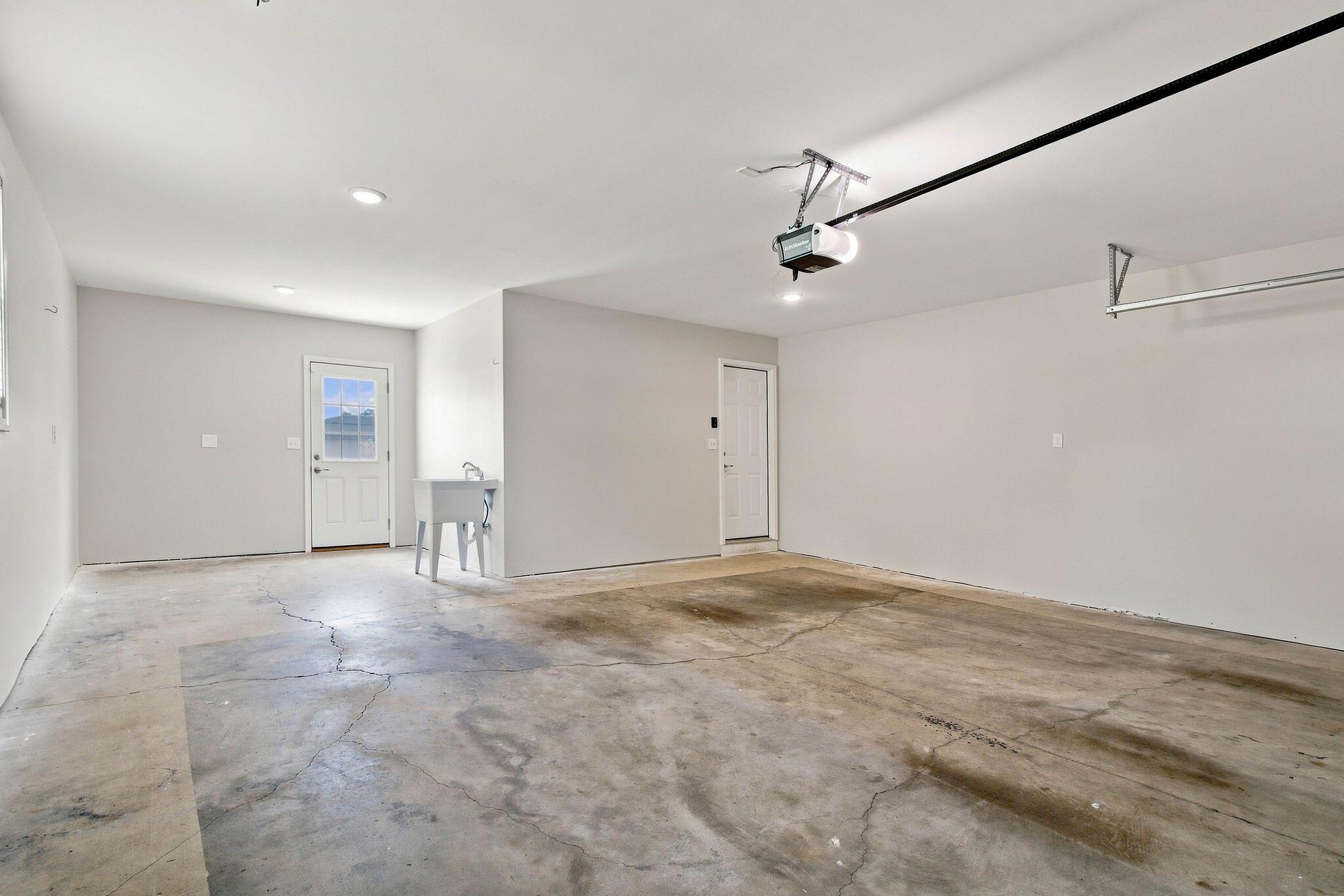 745 Jaeduke Drive Property Photo 25