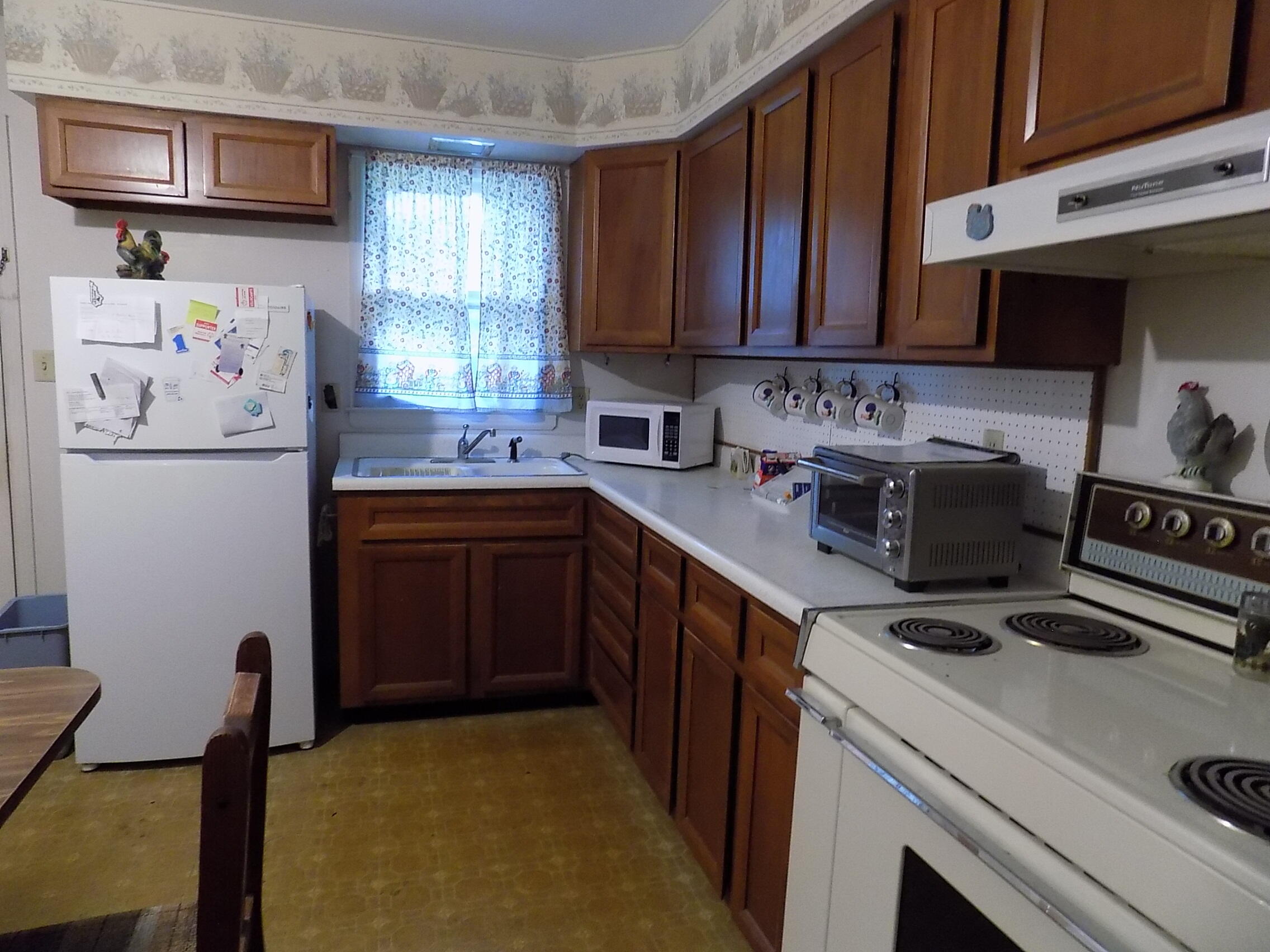 1811 Raleigh Road Property Photo 7