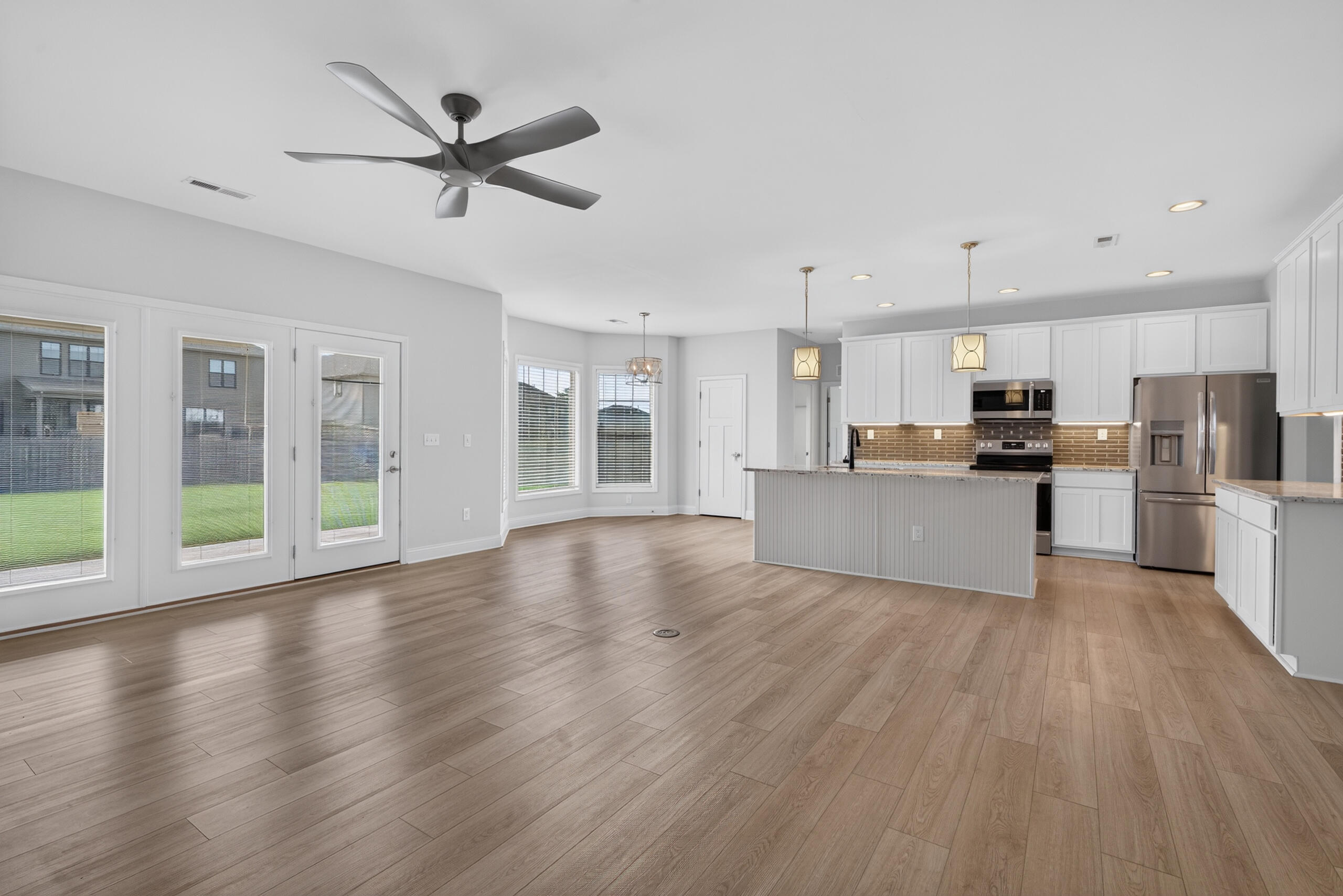 2291 Calendula Road Property Photo 11