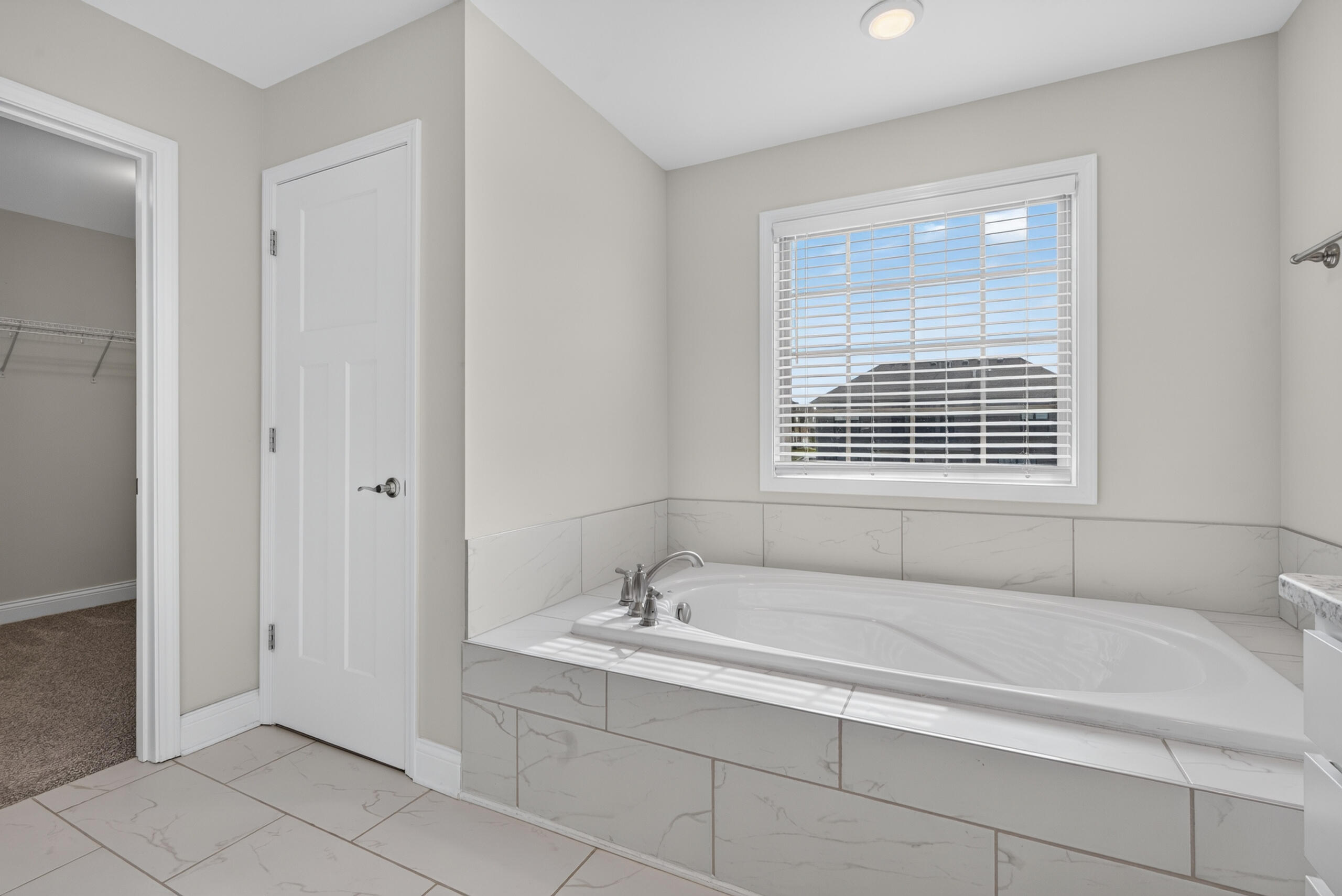 2291 Calendula Road Property Photo 29