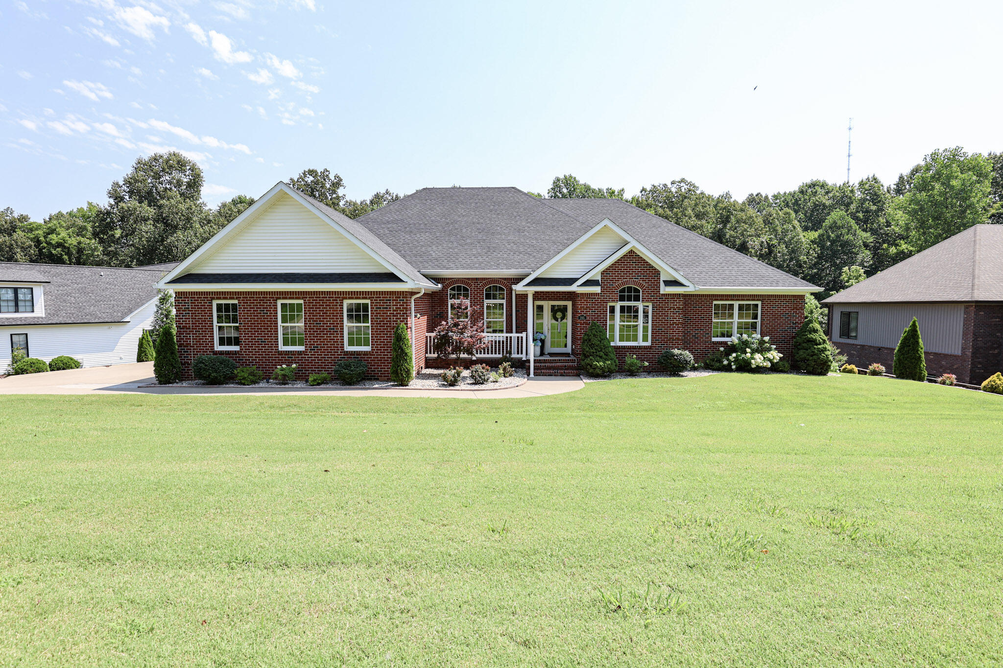 295 Wildcat Trace Property Photo 1